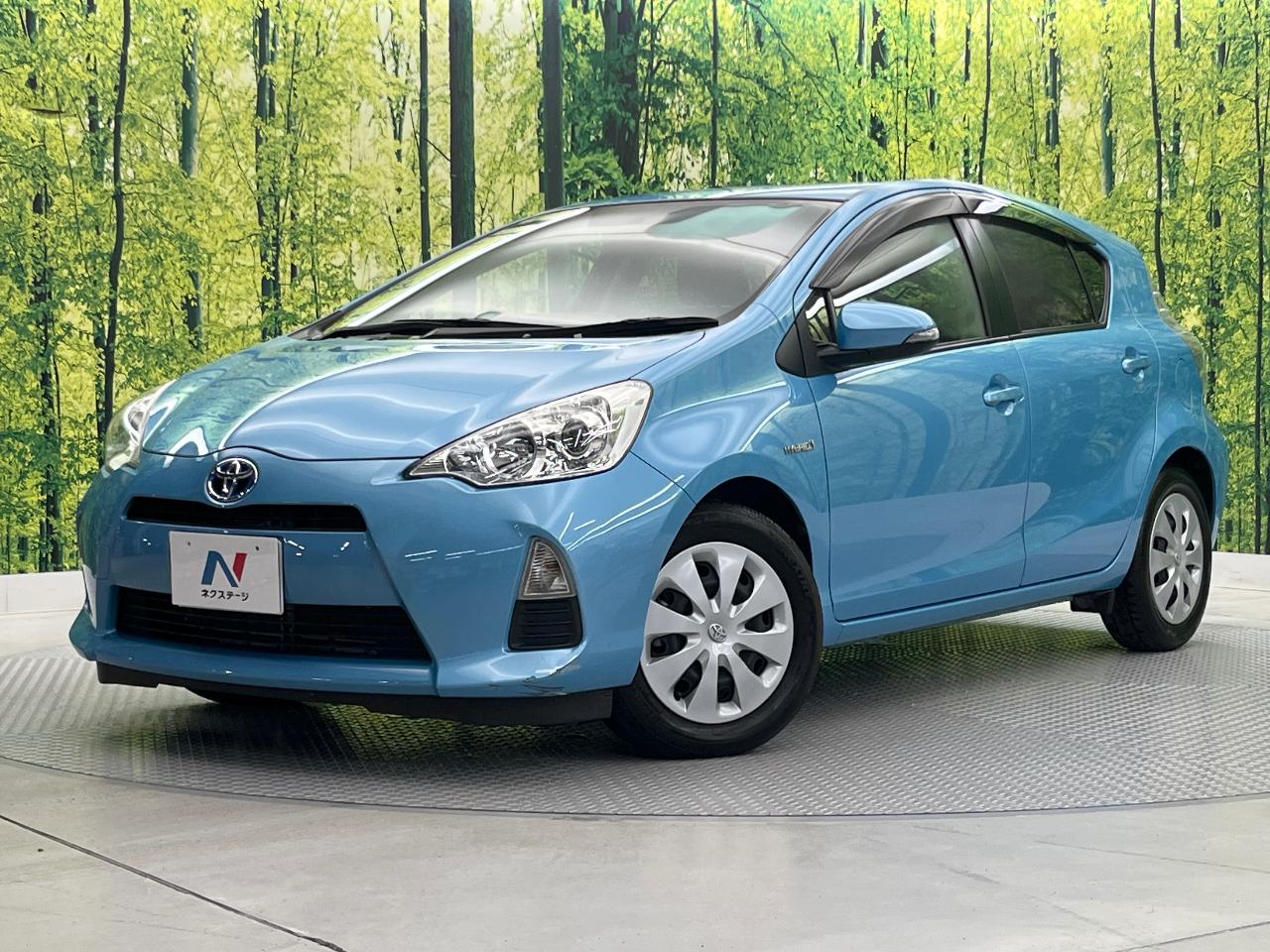 2013 Toyota Aqua S