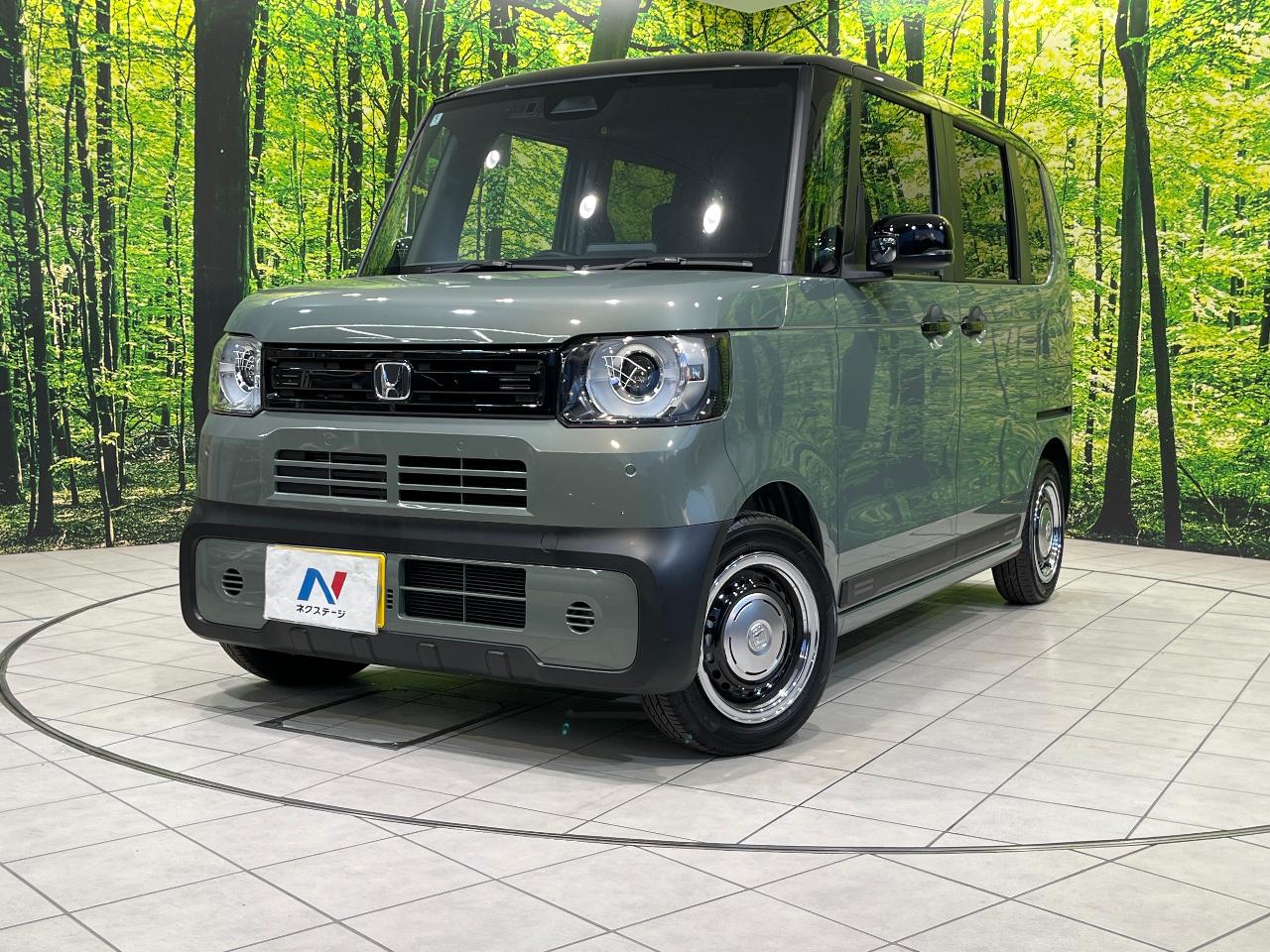 2025 Honda N BOX Custom Turbo (2-Tone)