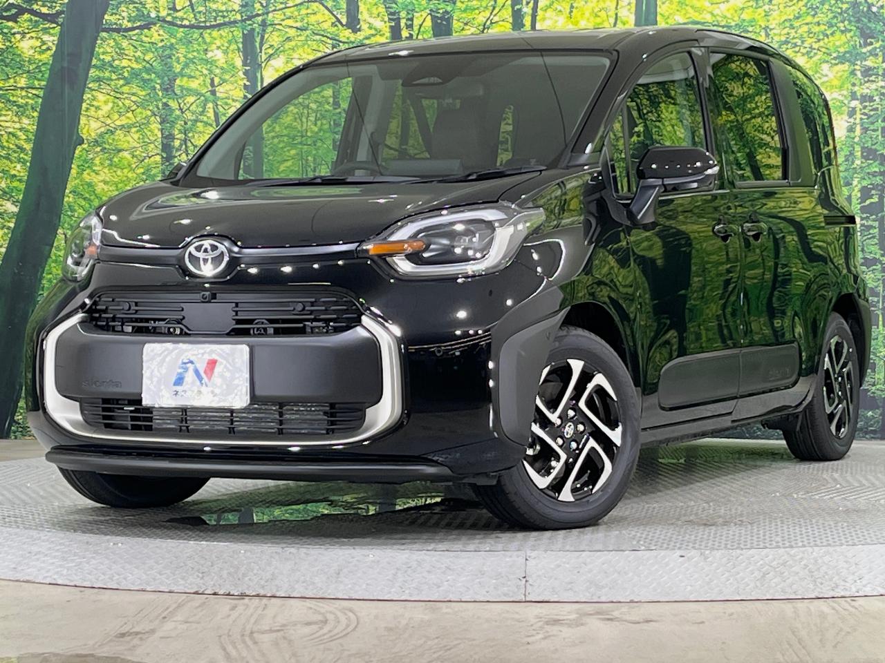 2026 Toyota Sienta Hybrid Hybrid Z