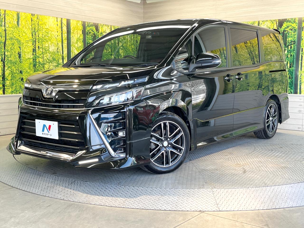 2017 Toyota Voxy ZS