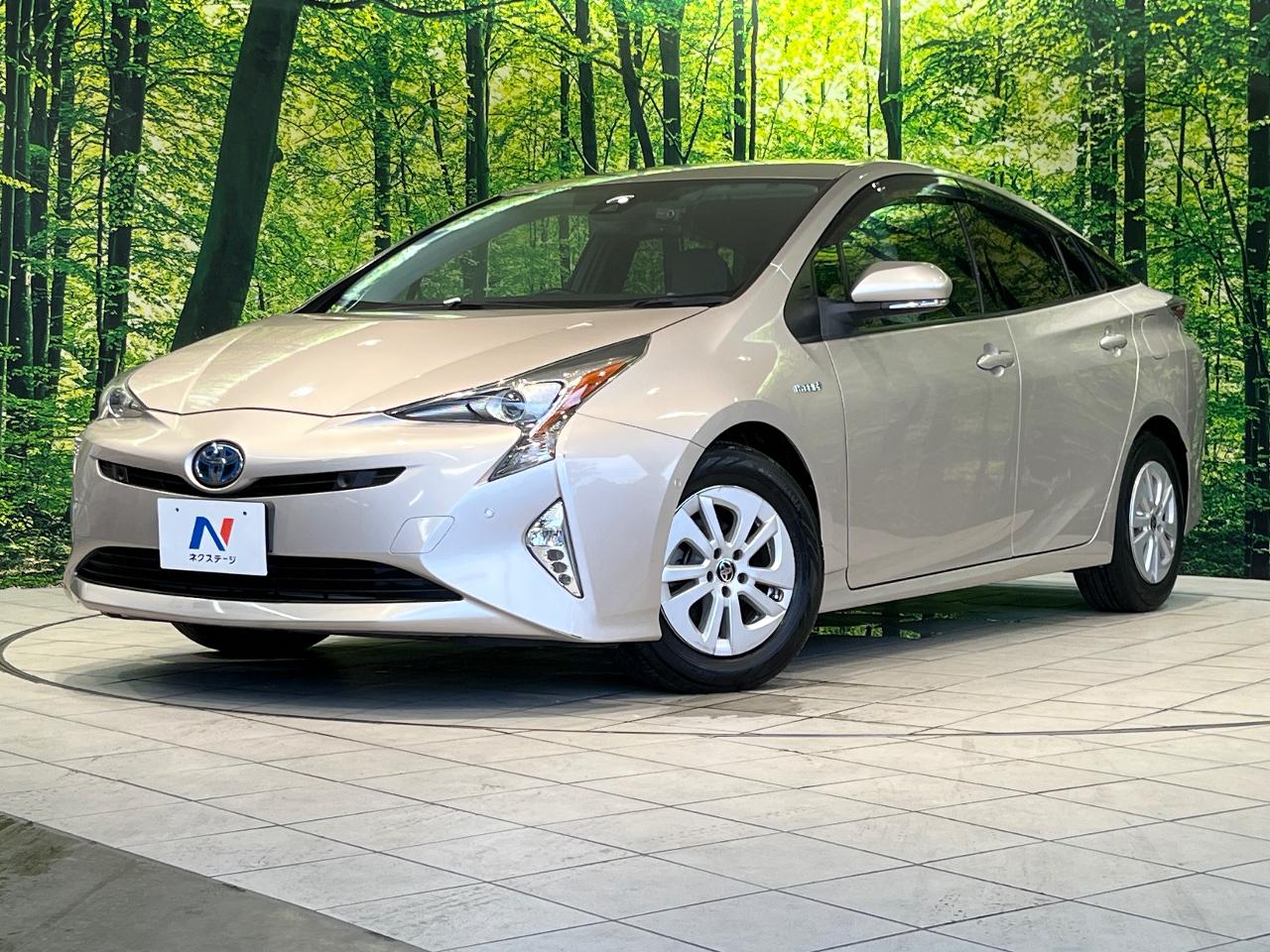 2016 Toyota Prius S Safety Plus