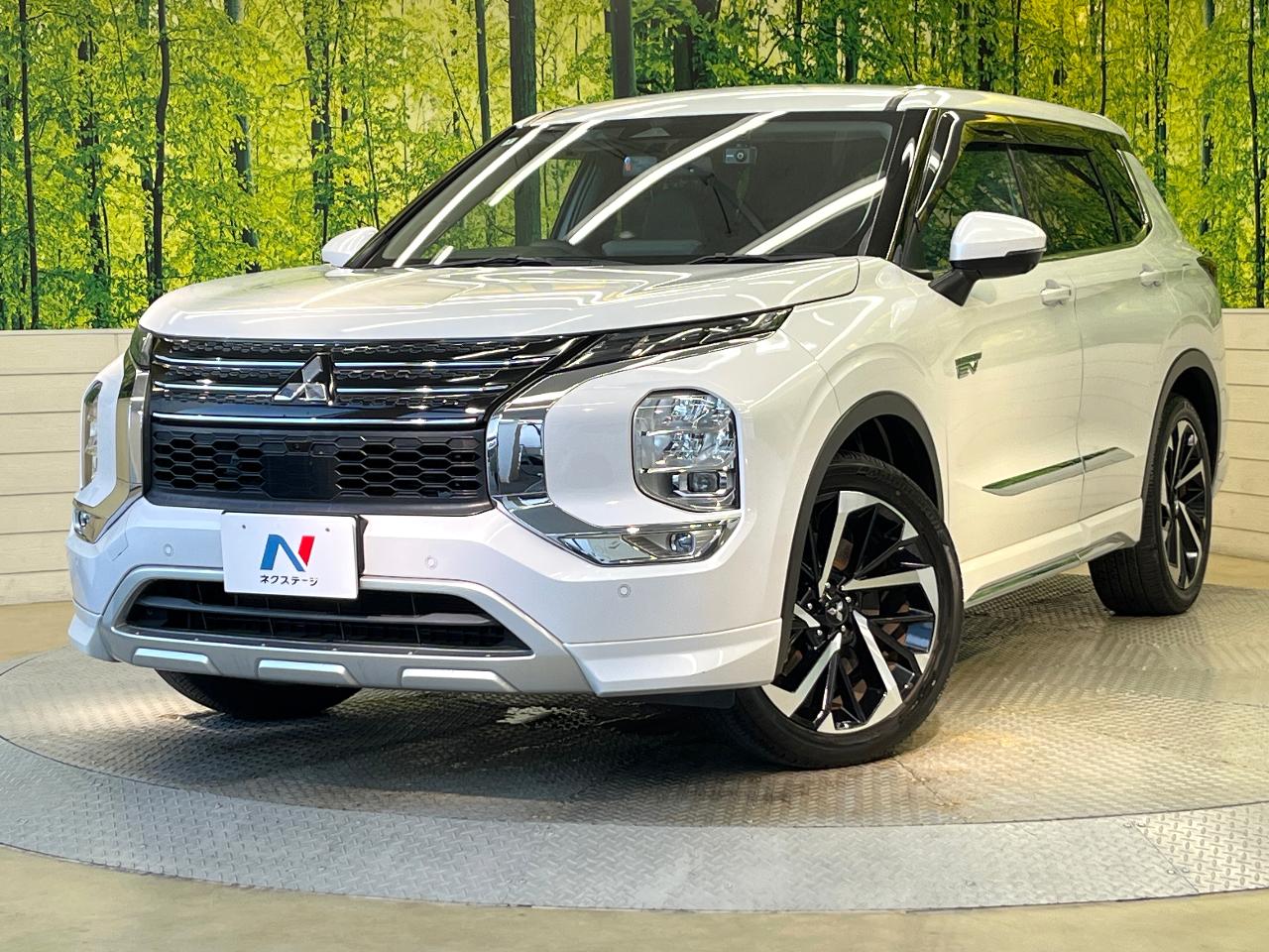 2022 Mitsubishi Outlander PHEV P