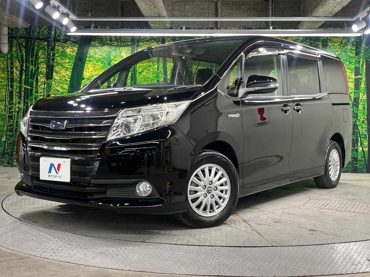 2014 Toyota ノア Hybrid X