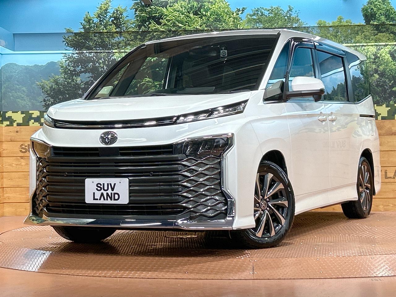 2022 Toyota Voxy S-Z