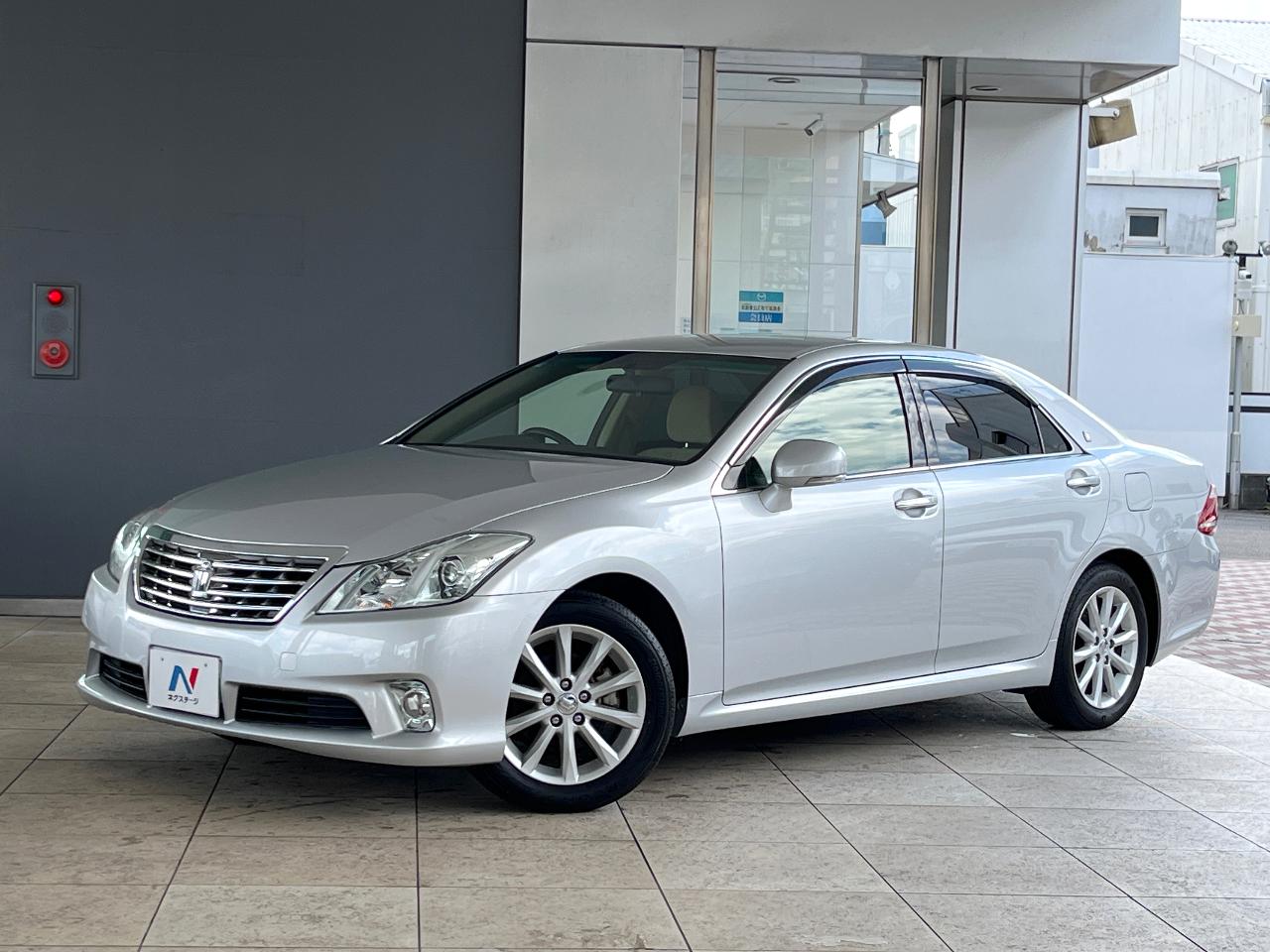 2012 Toyota Crown 2.5 Royal Saloon Premium Edition