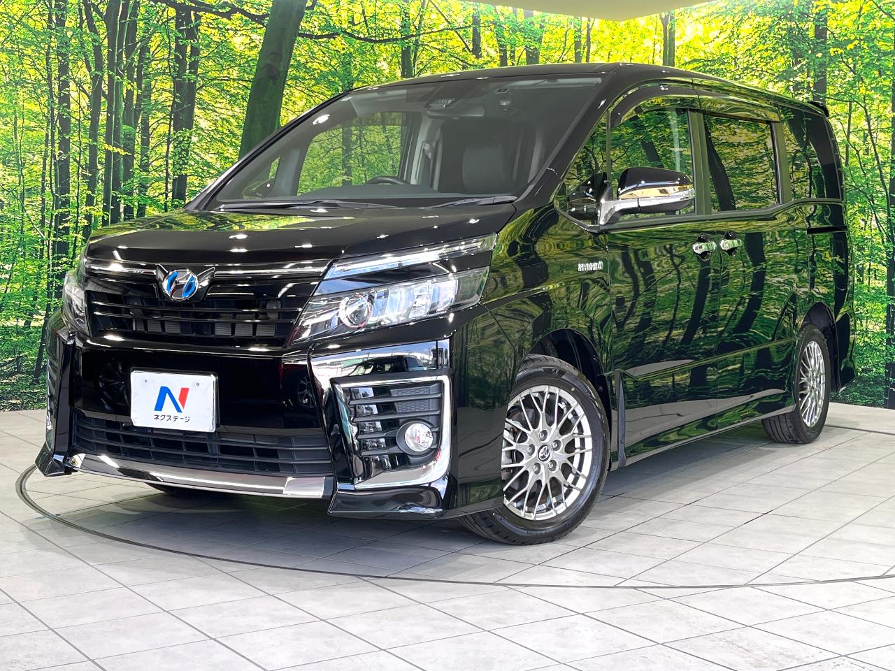 2016 Toyota Voxy Hybrid Hybrid ZS
