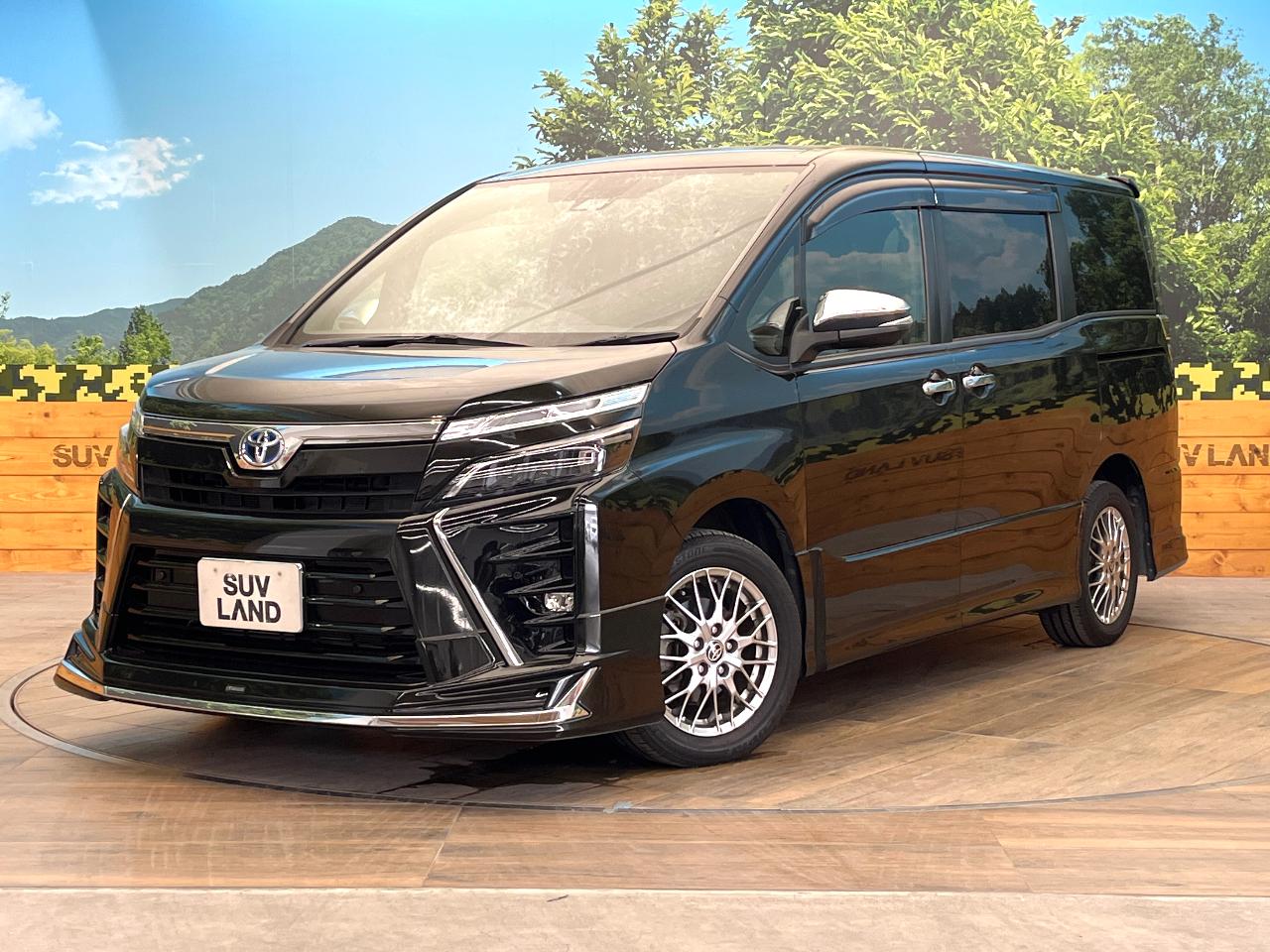 2021 Toyota Voxy Hybrid Hybrid ZS Kirameki III