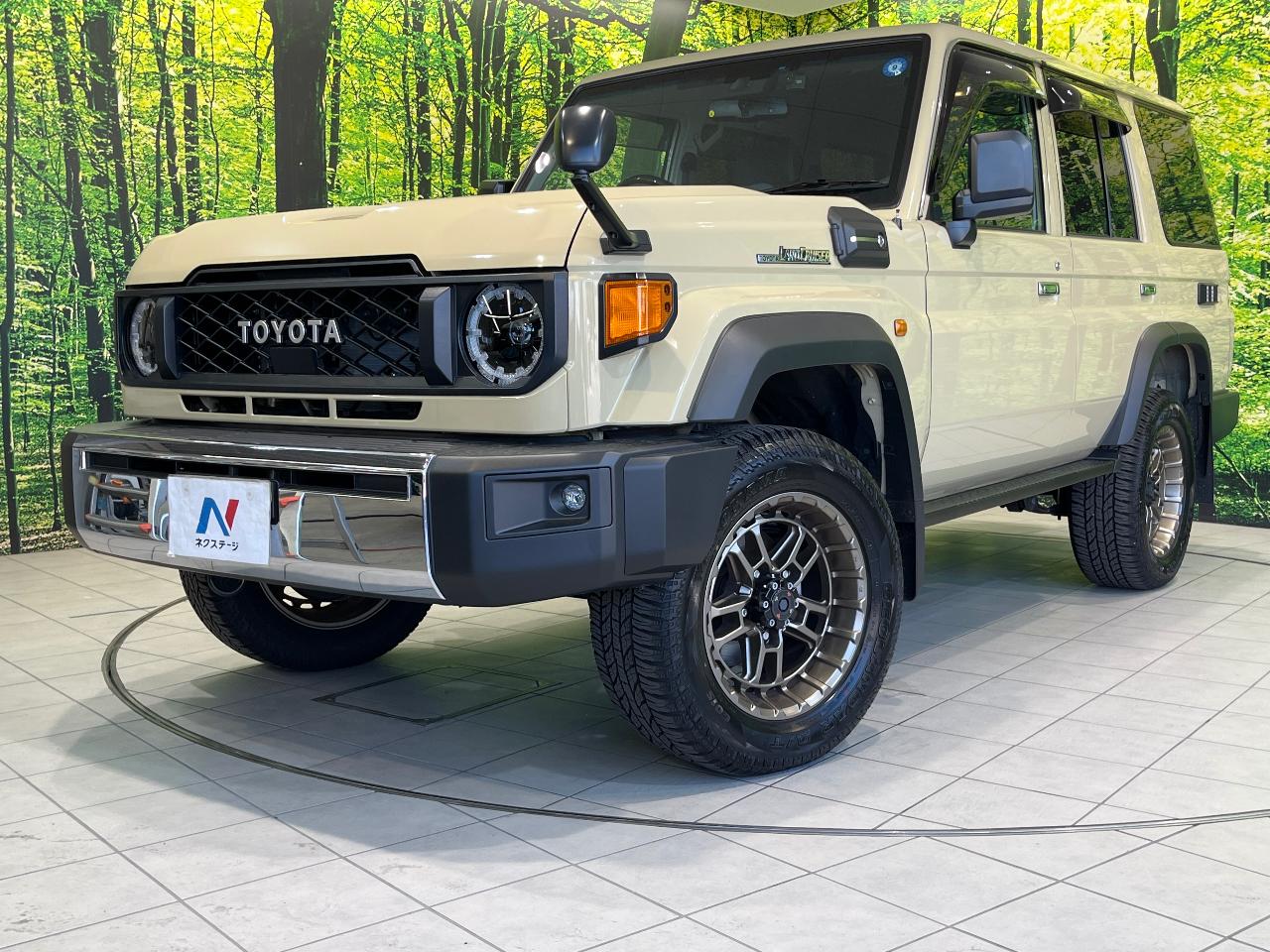 2024 Toyota LandCruiser 70 Wagon AX