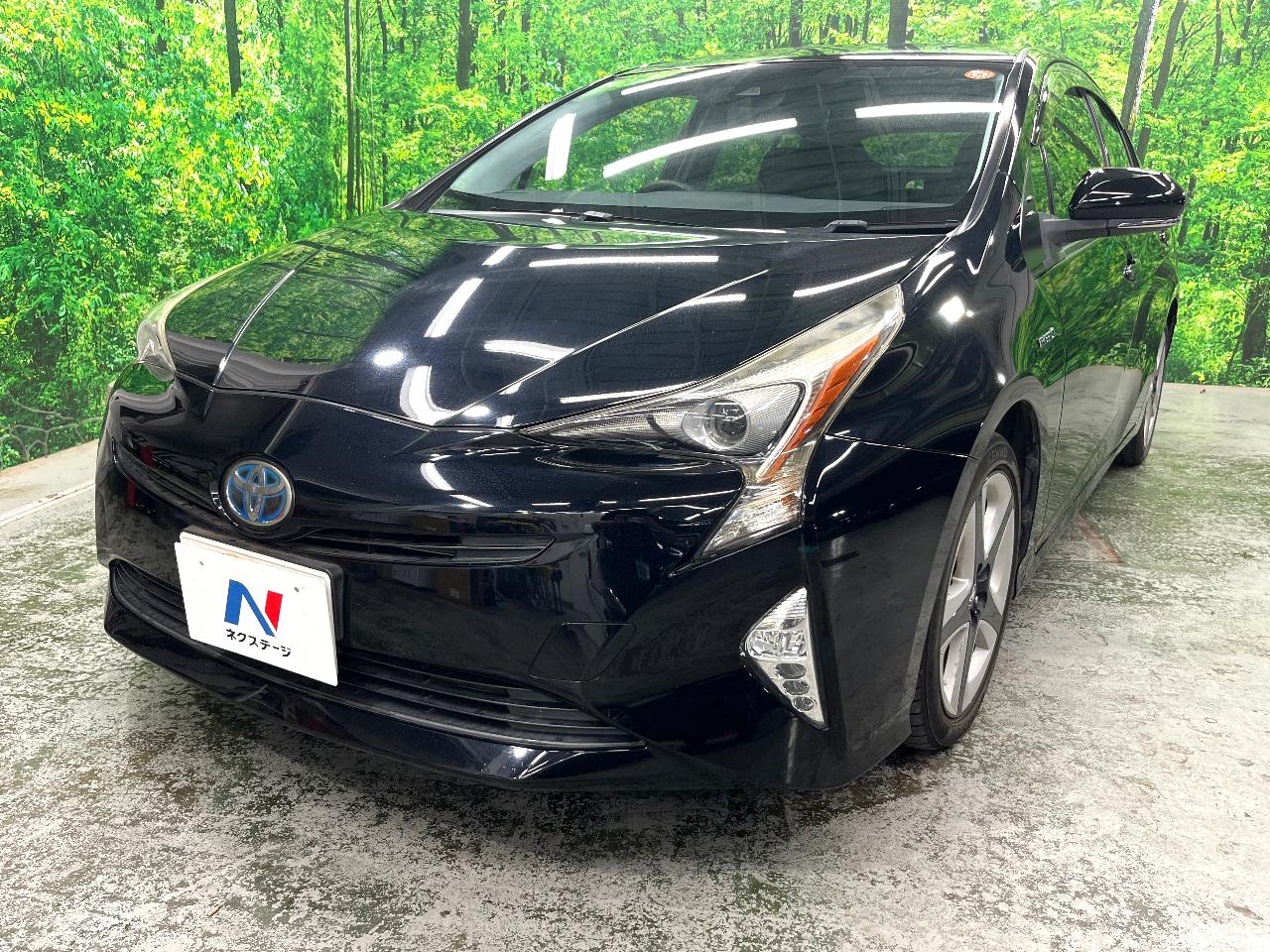 2016 Toyota Prius S Touring Selection