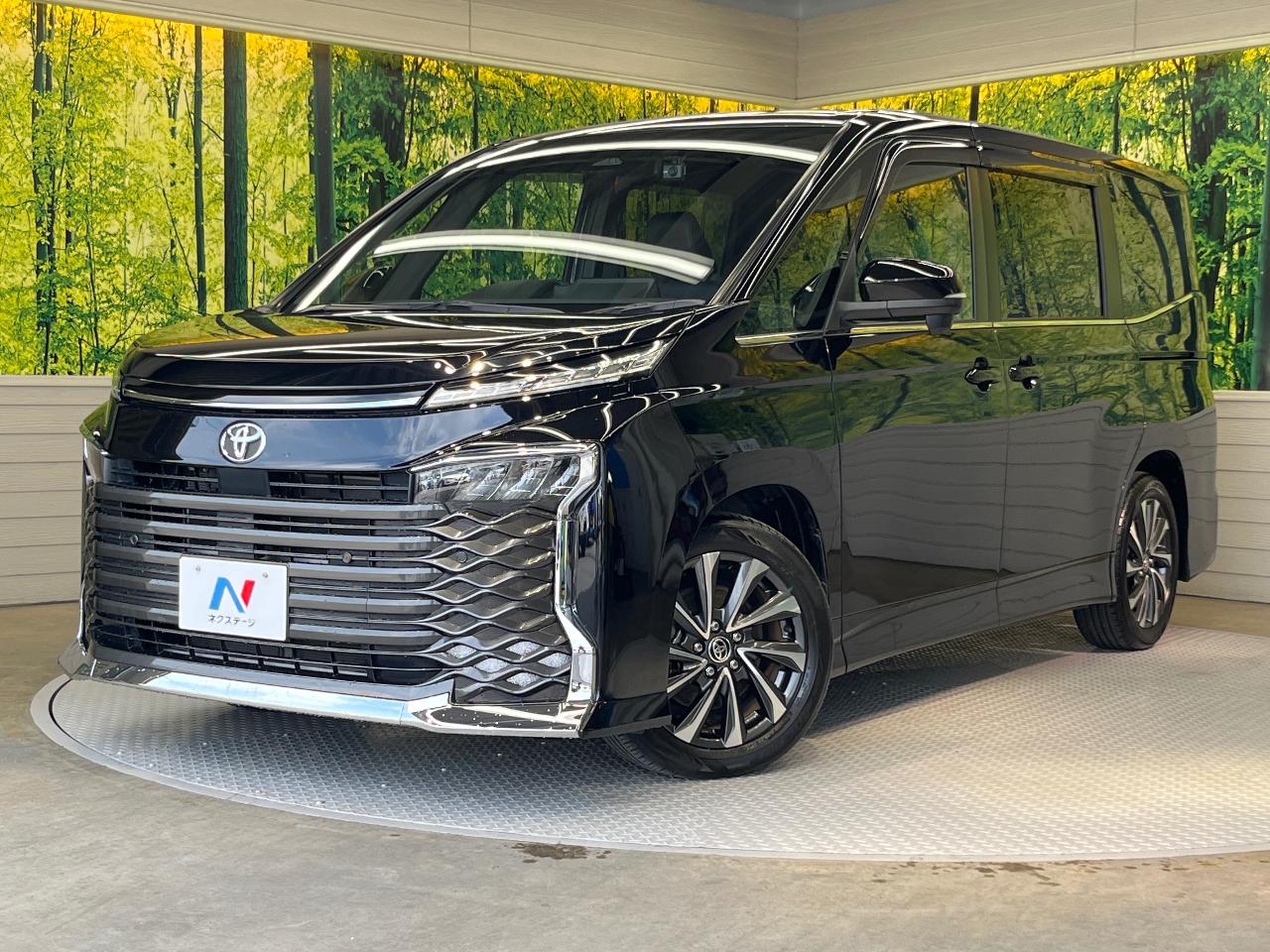 2023 Toyota Voxy S-Z