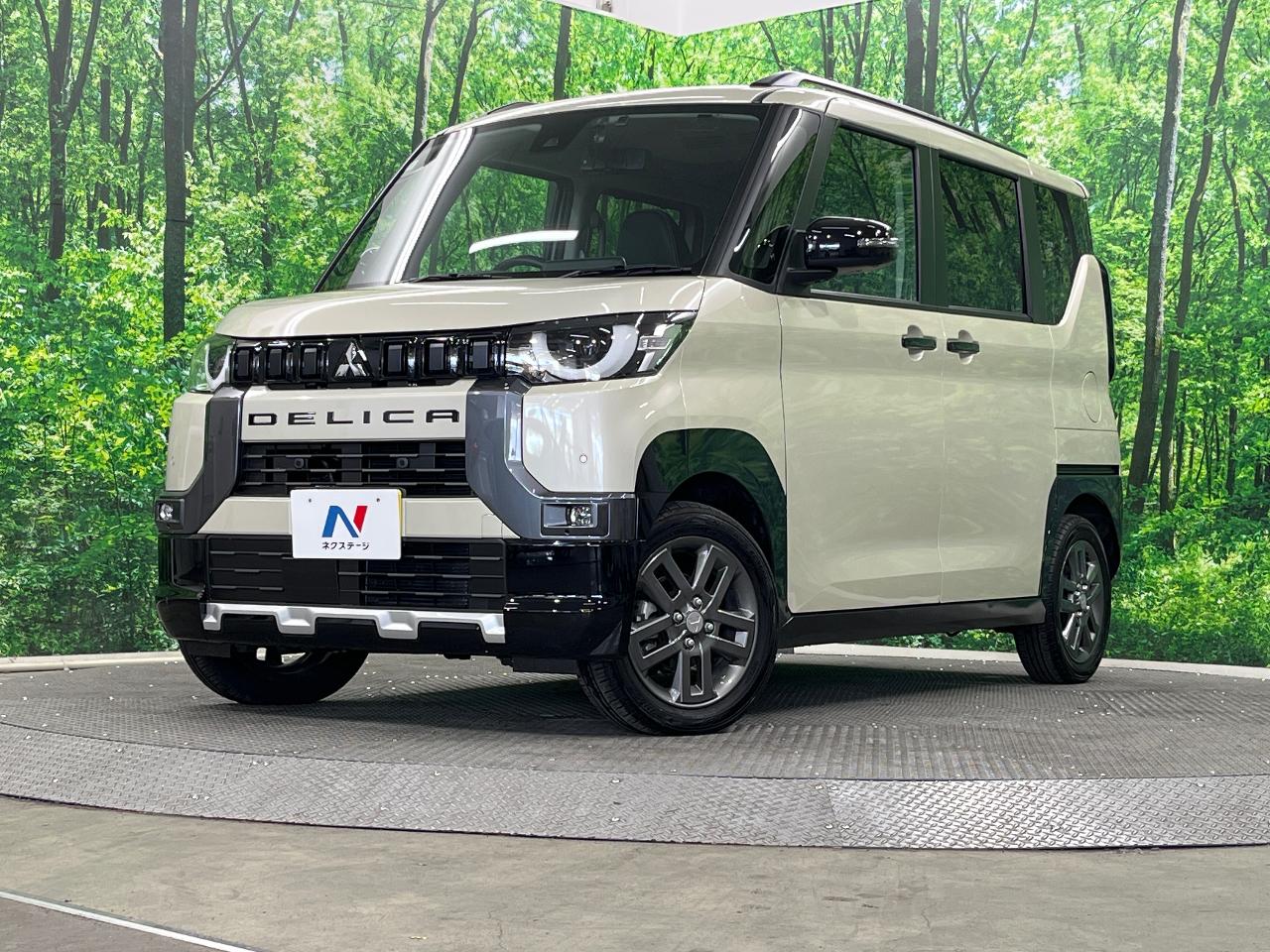 2024 Mitsubishi Delica Mini T Premium