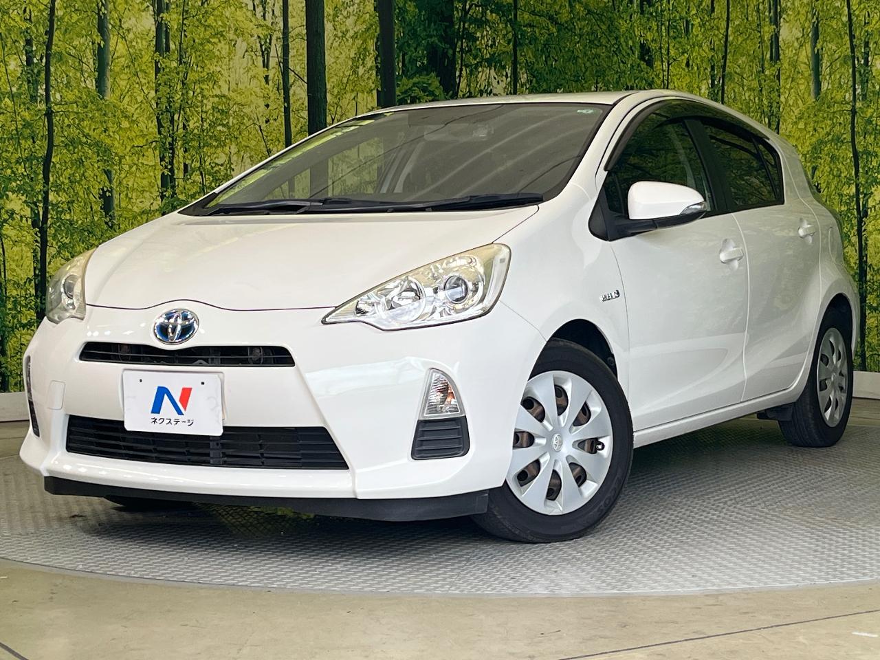 2013 Toyota Aqua S