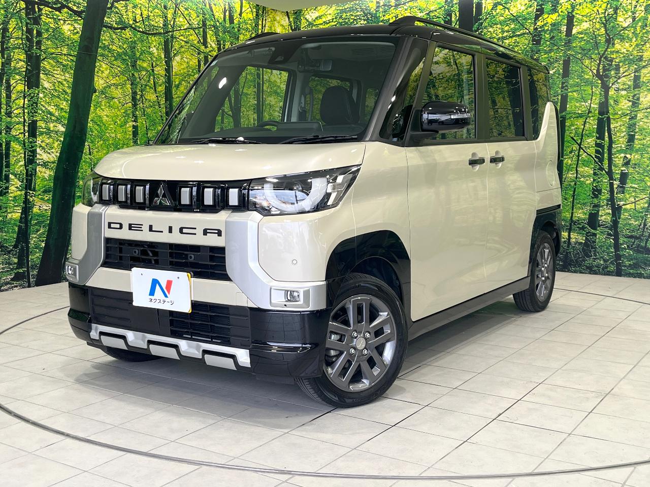 2024 Mitsubishi Delica Mini G Premium