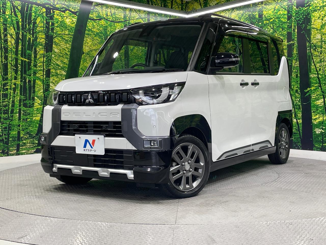 2023 Mitsubishi Delica Mini T Premium