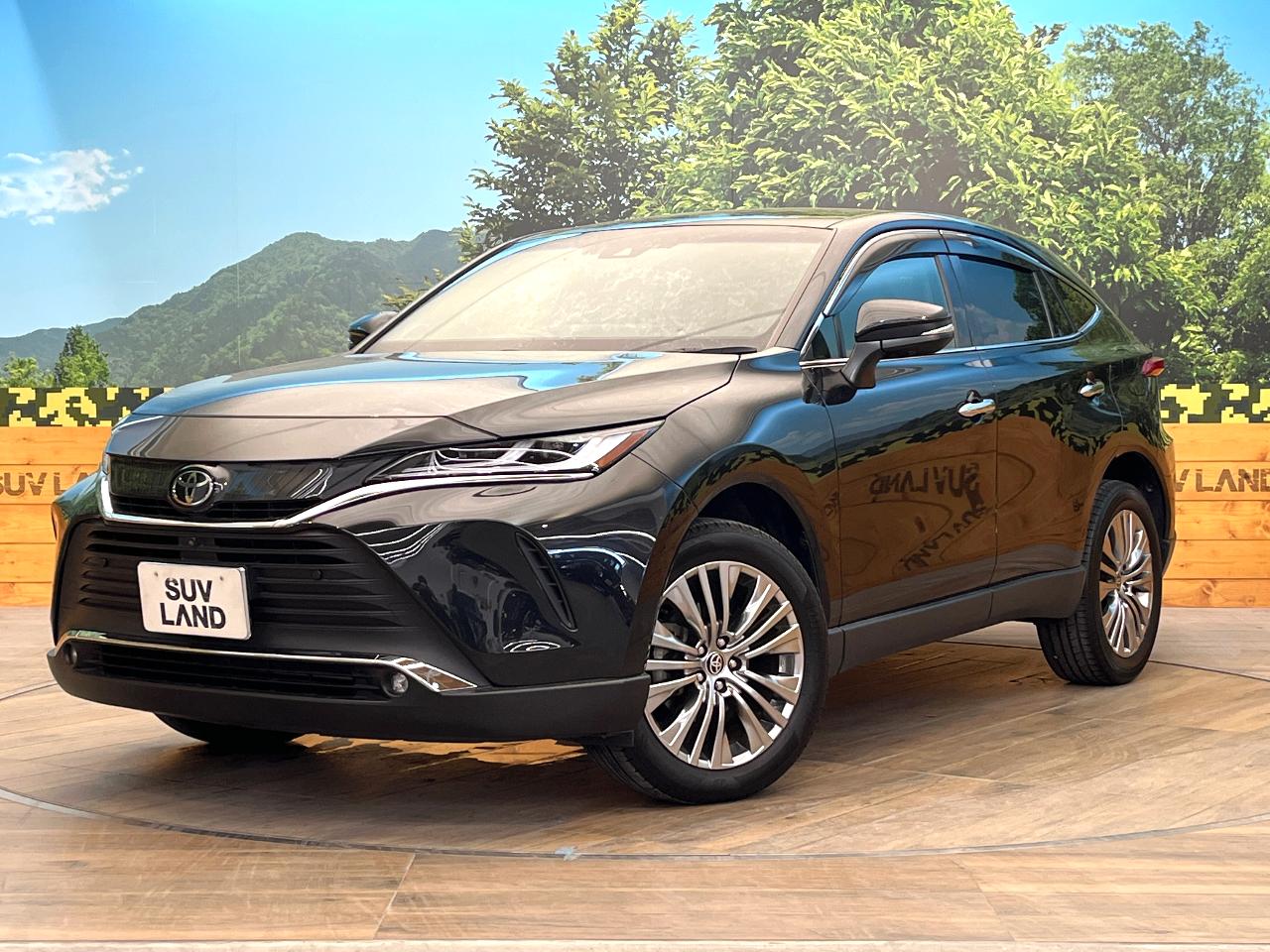2022 Toyota Harrier Z Leather Package