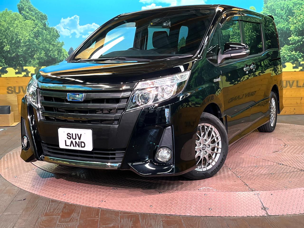 2016 Toyota Noah Hybrid Hybrid Si Double Bi-Bi