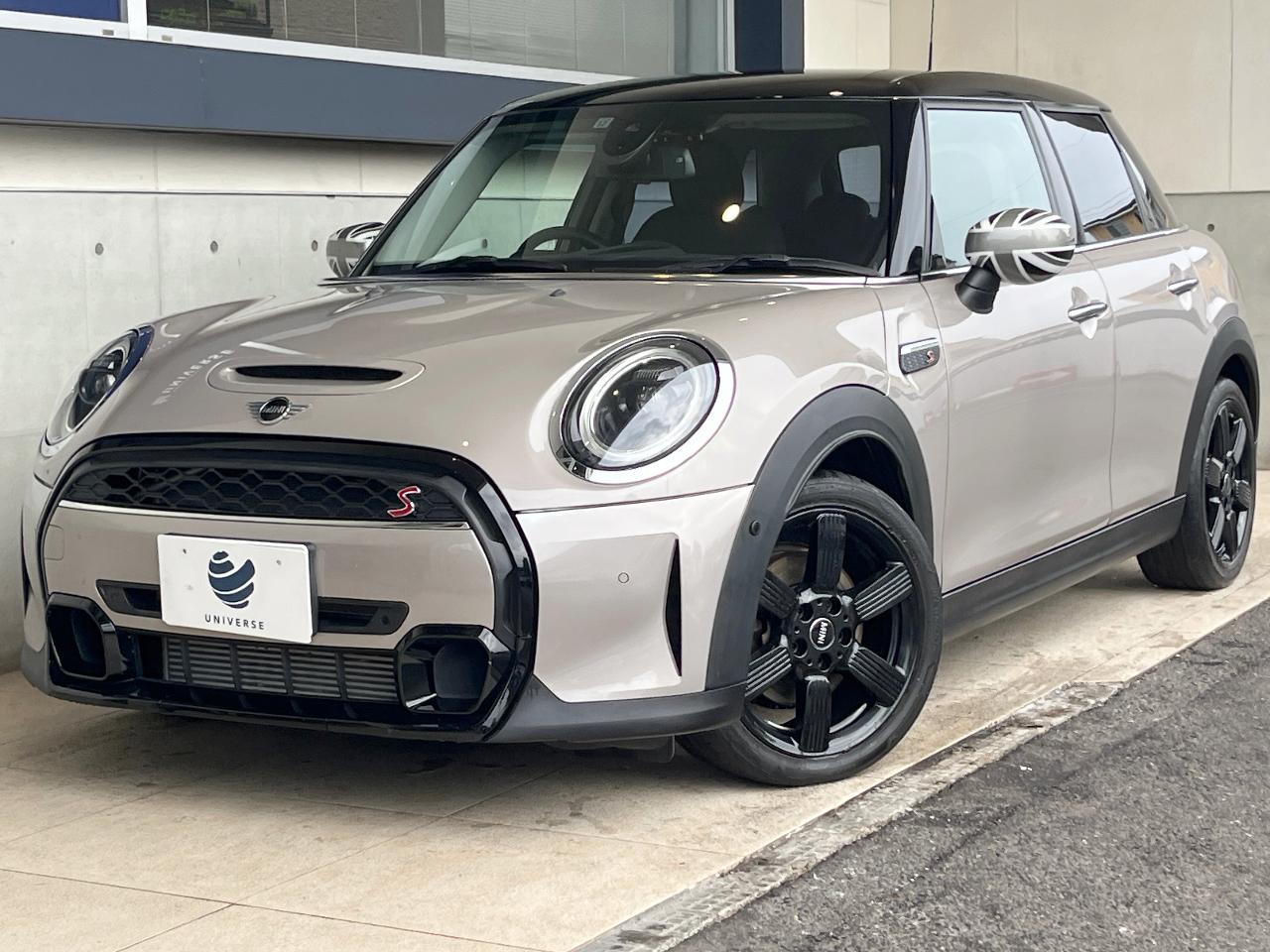2021 MINI 5HB Cooper SD Classic Trim