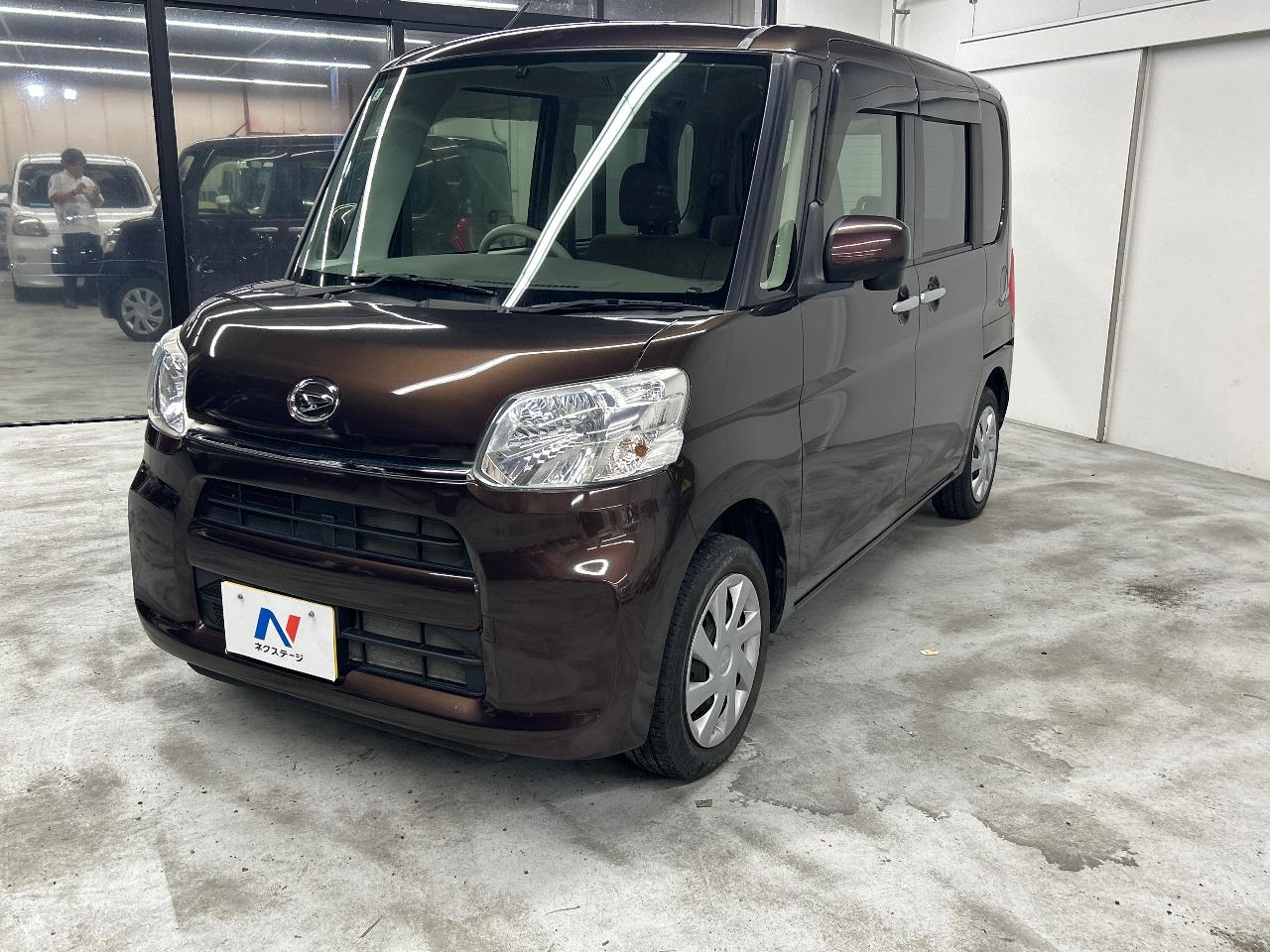 2016 Daihatsu Tanto L
