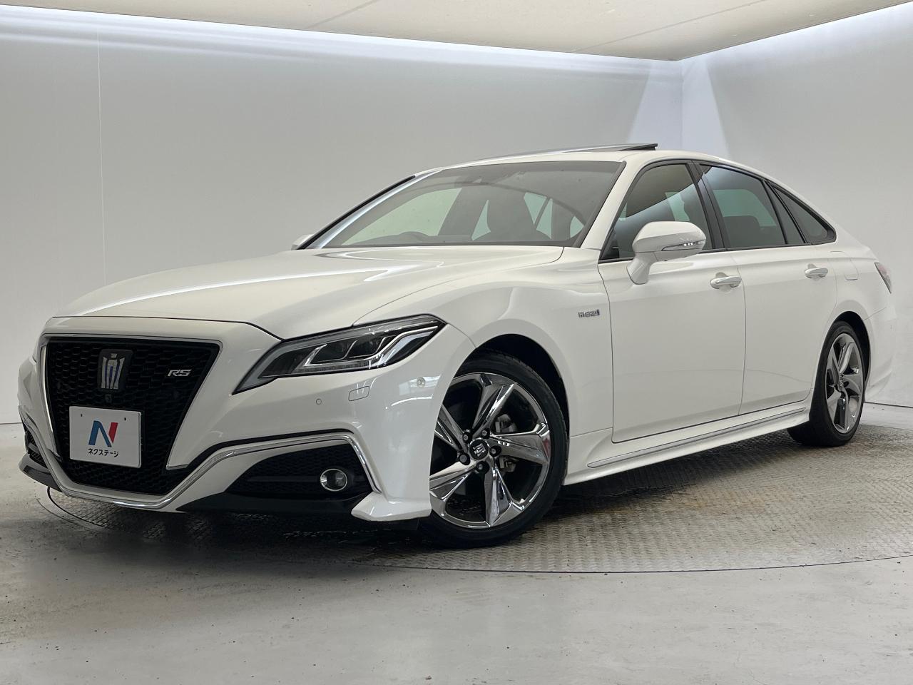 2018 Toyota Crown Hybrid RS