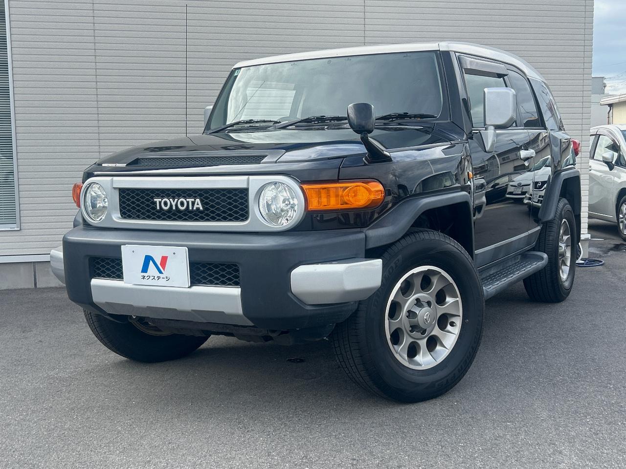 2012 Toyota FJCruiser Color Package