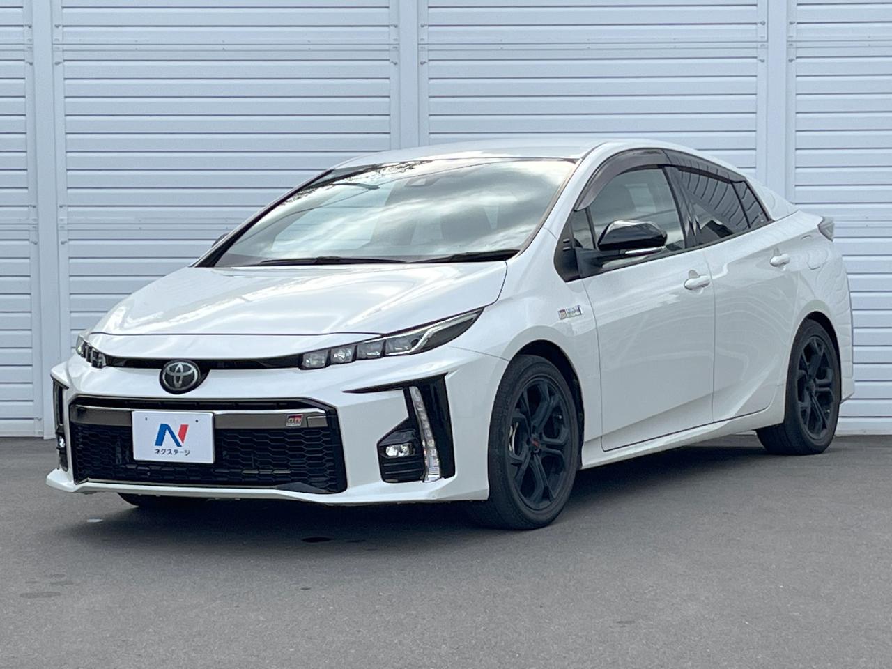 2017 Toyota Prius PHEV S Navi Package GR Sport