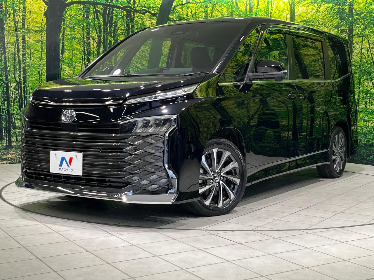 2022 Toyota Voxy S-Z