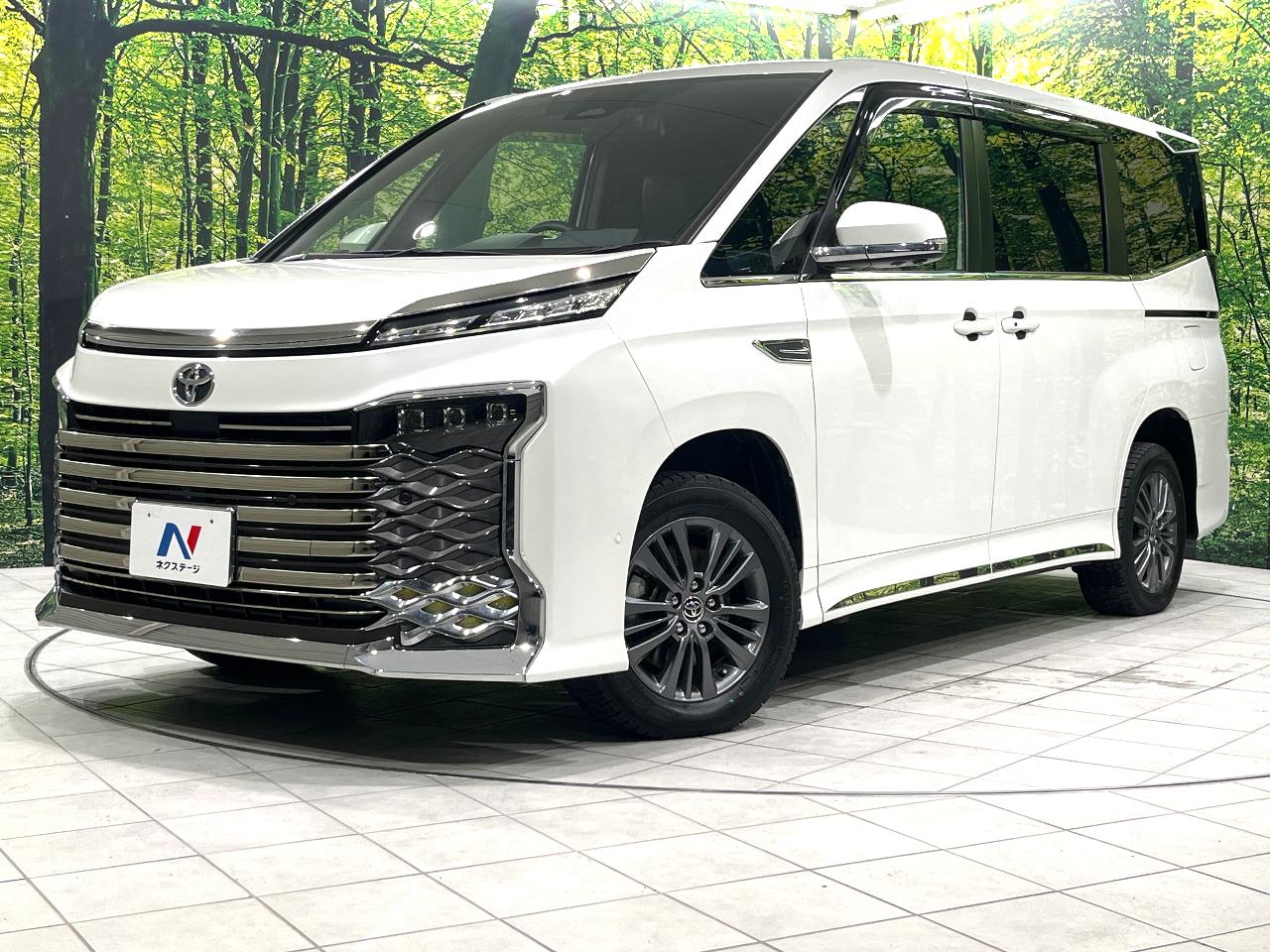 2022 Toyota Voxy S-Z