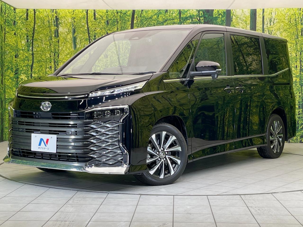2023 Toyota Voxy S-Z