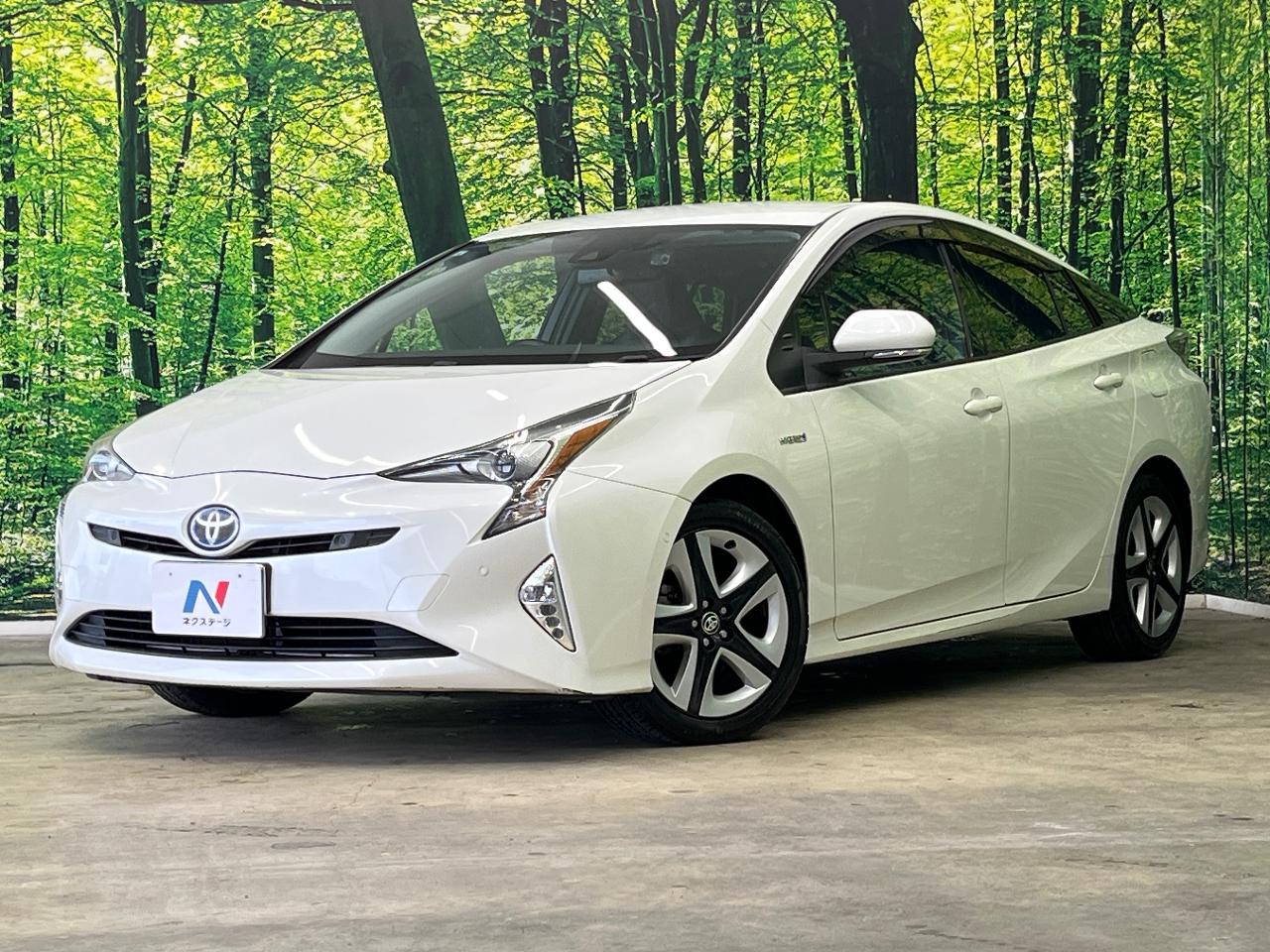 2017 Toyota Prius A Touring Selection