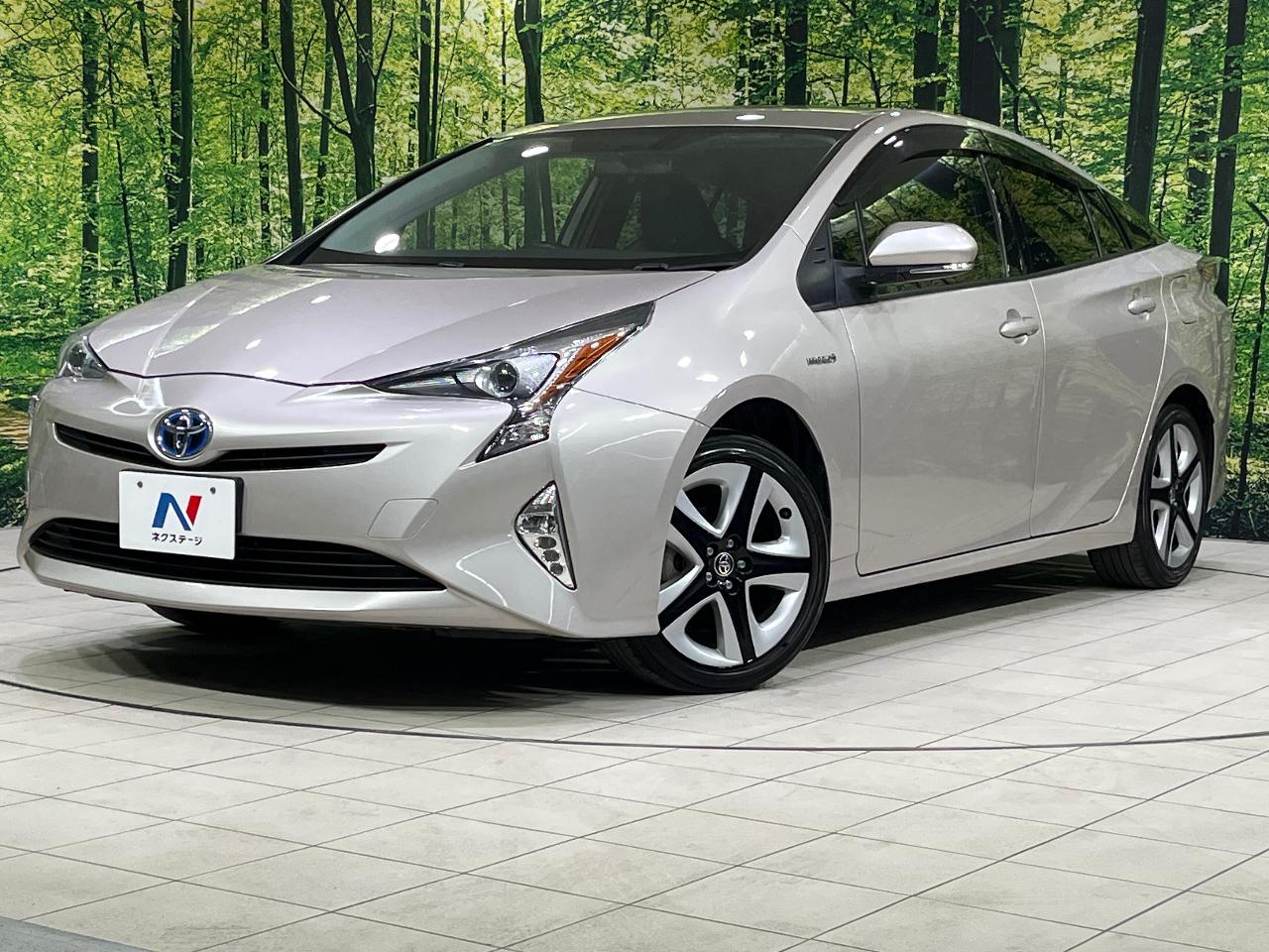 2016 Toyota Prius S Touring Selection