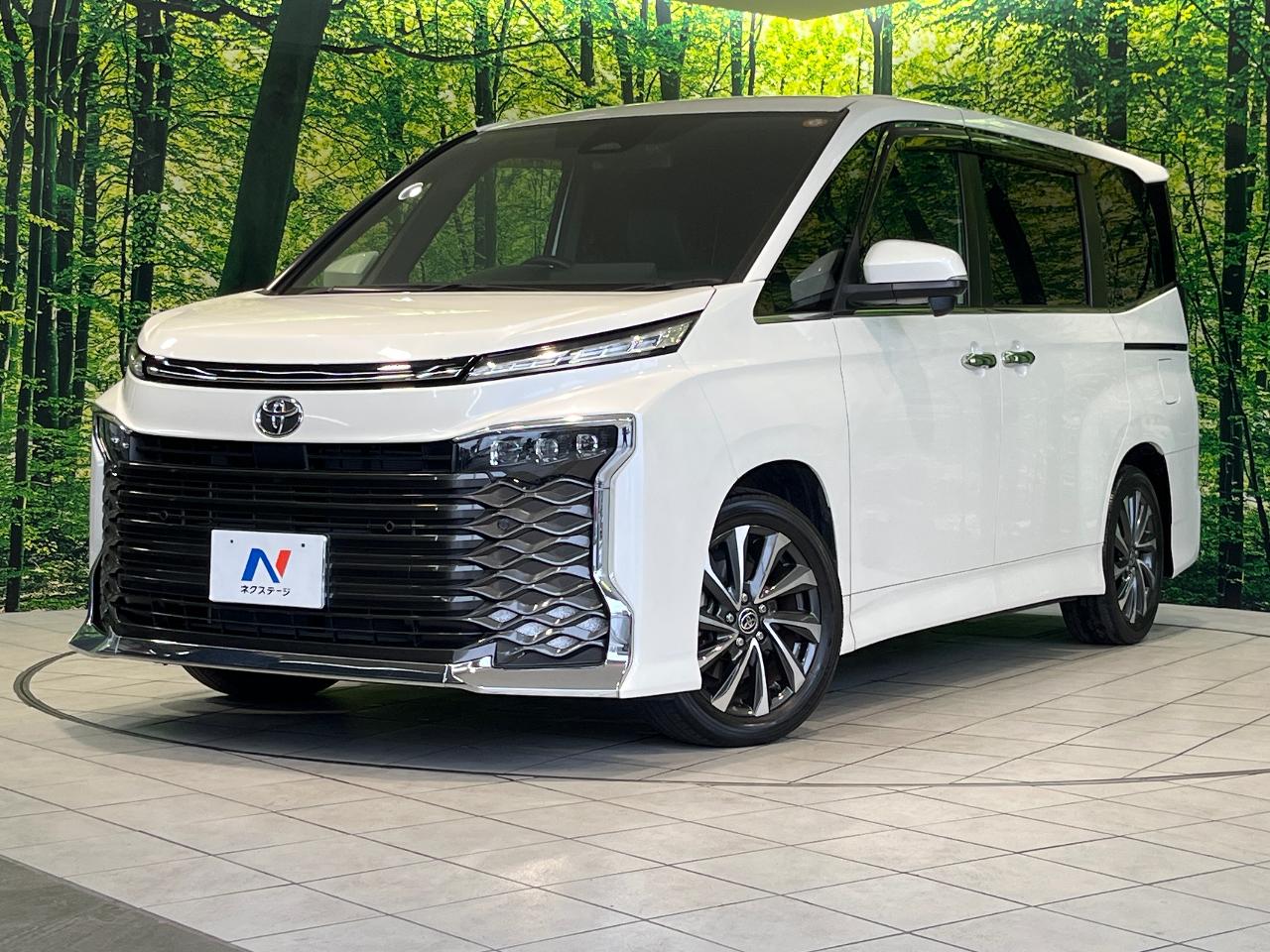 2022 Toyota Voxy S-Z