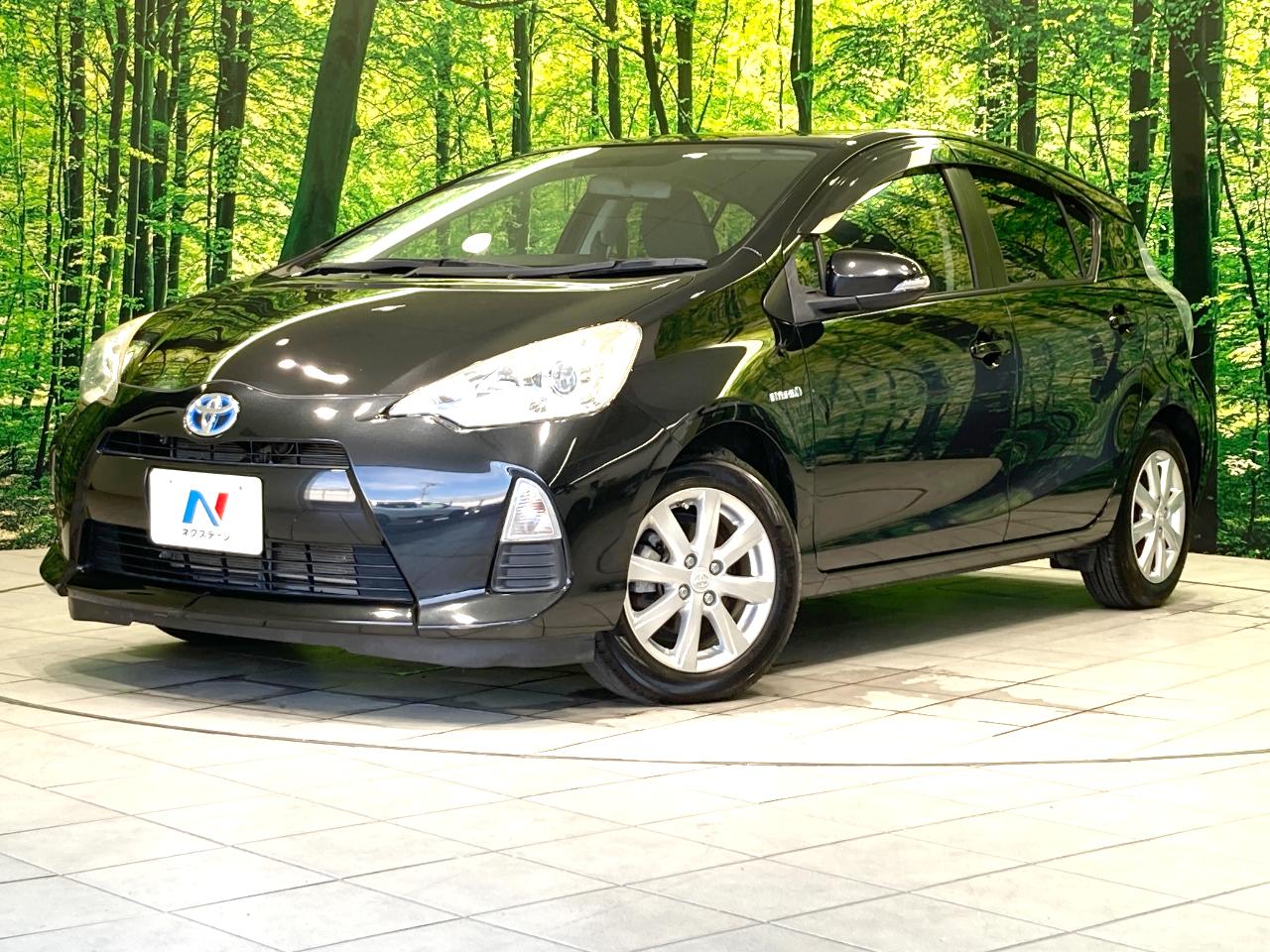 2014 Toyota Aqua G Black Soft Leather Selection