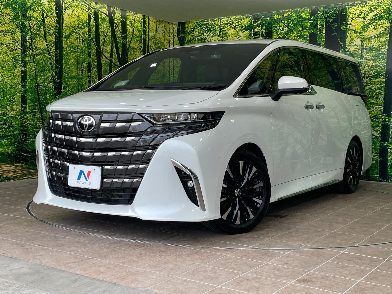 2024 Toyota Alphard Hybrid Hybrid Executive Lounge