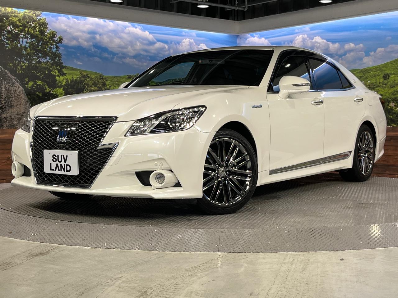 2014 Toyota Crown Hybrid Athlete S
