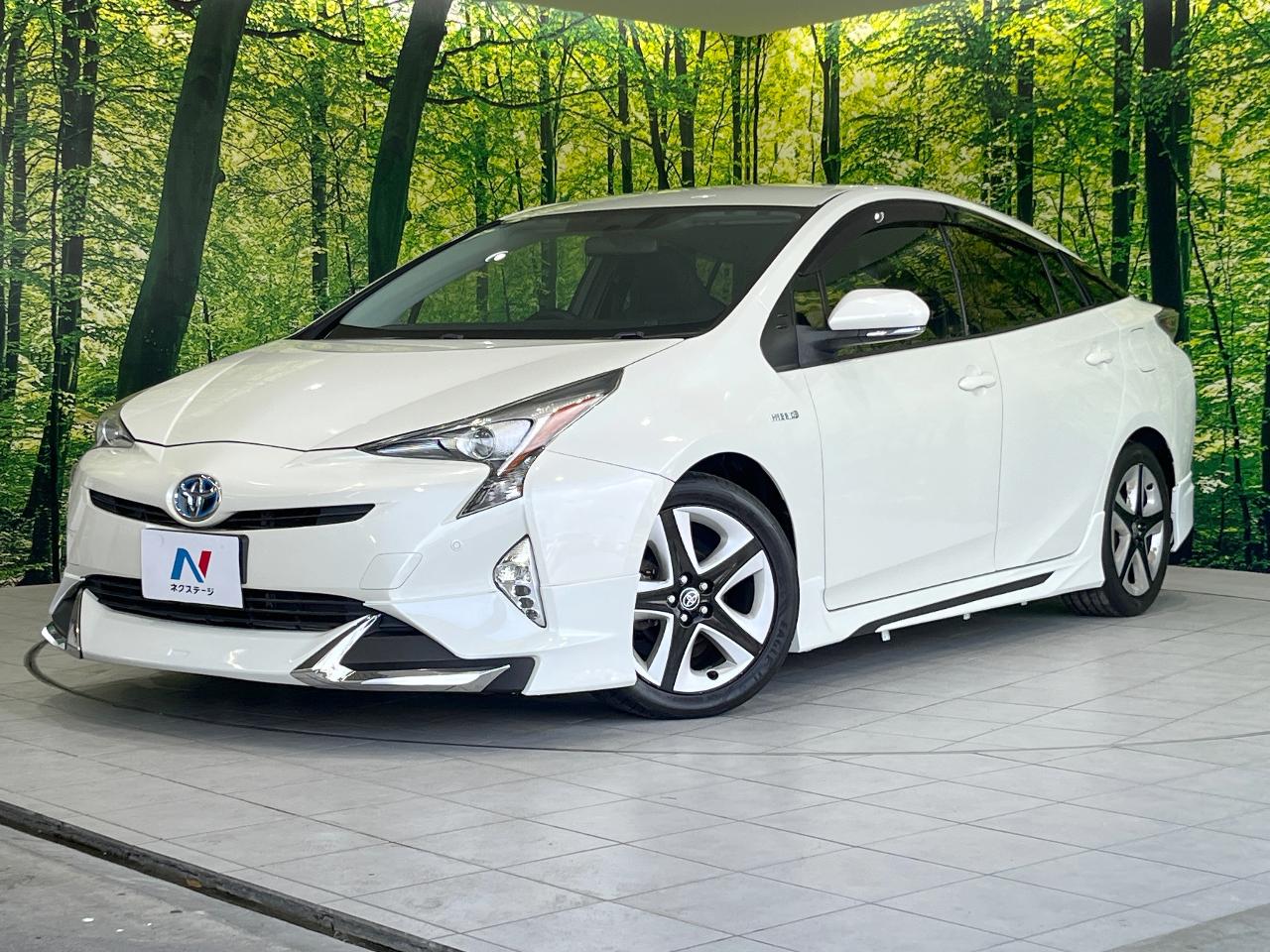 2017 Toyota Prius S Touring Selection