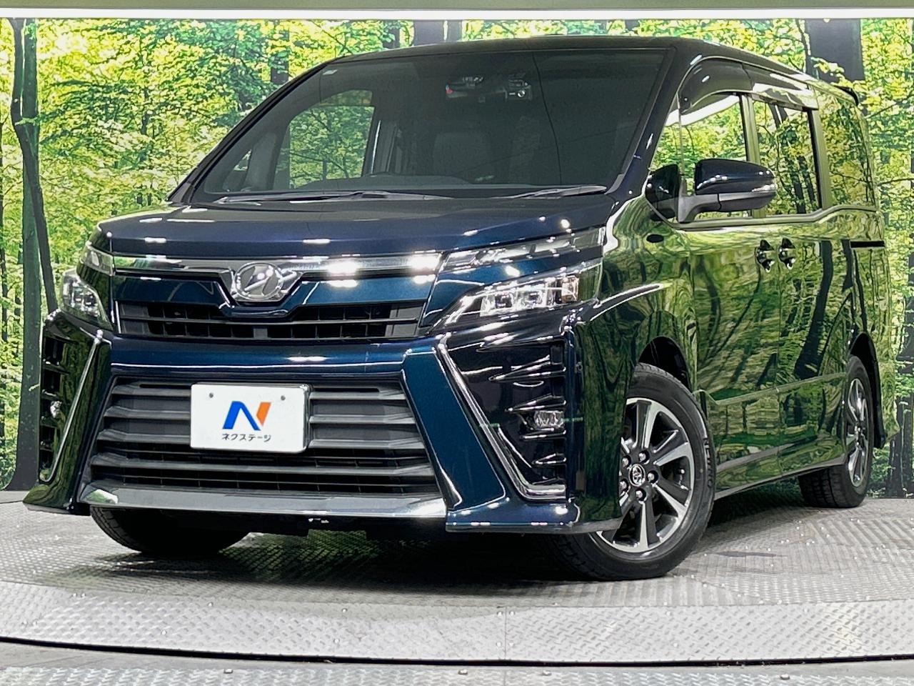 2017 Toyota Voxy ZS