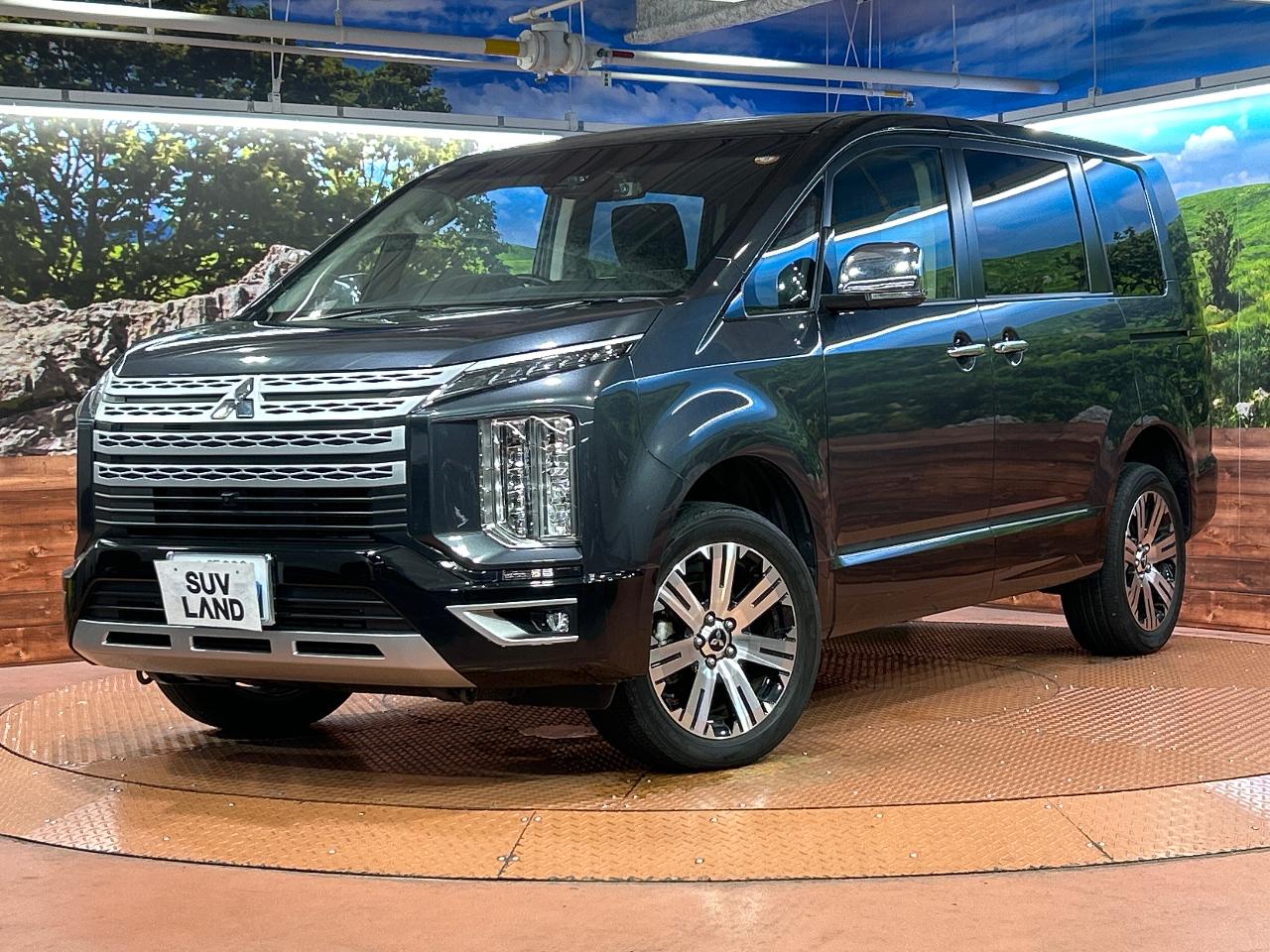 2022 Mitsubishi Delica D5 P