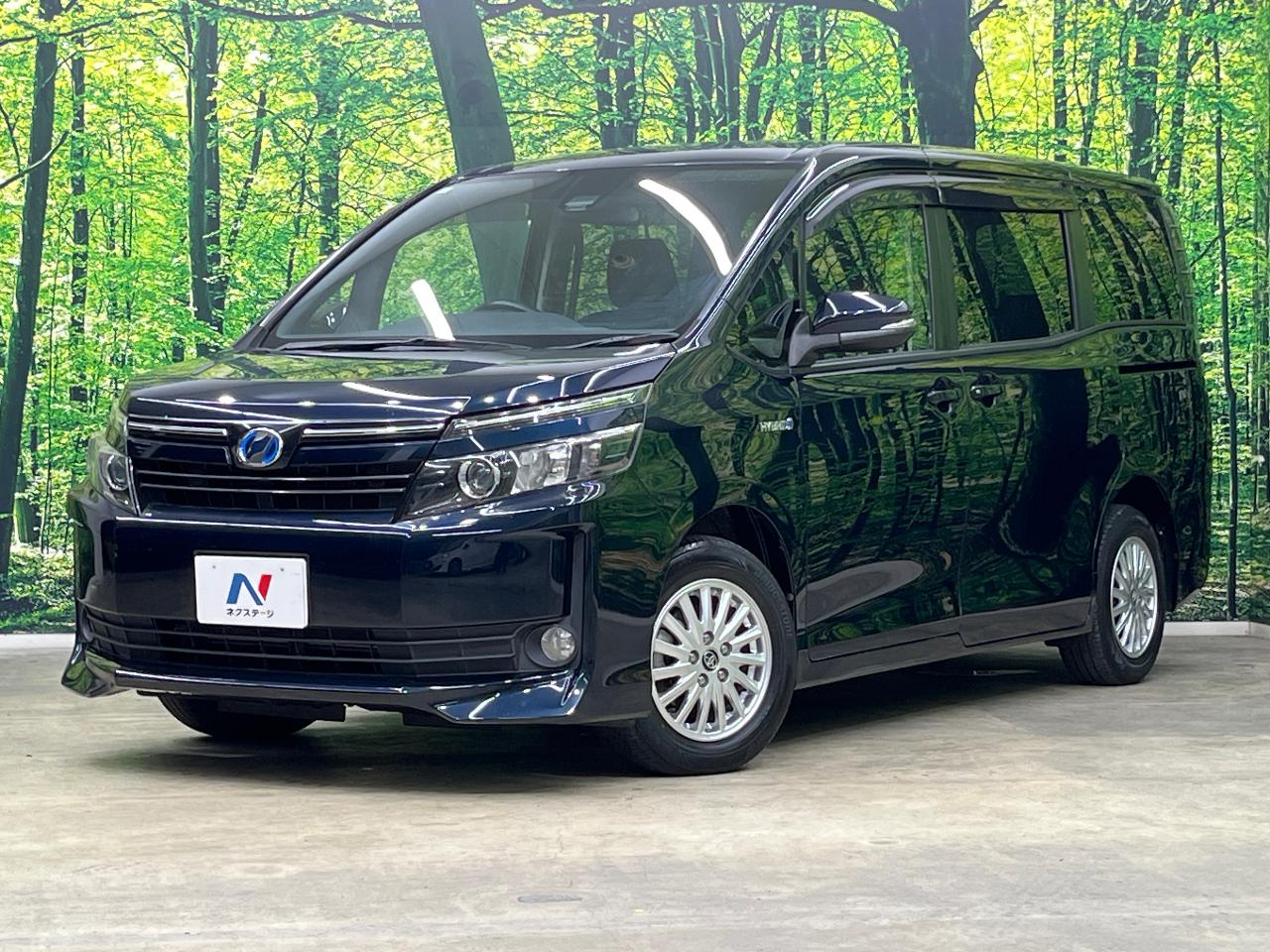 2016 Toyota Voxy Hybrid Hybrid V