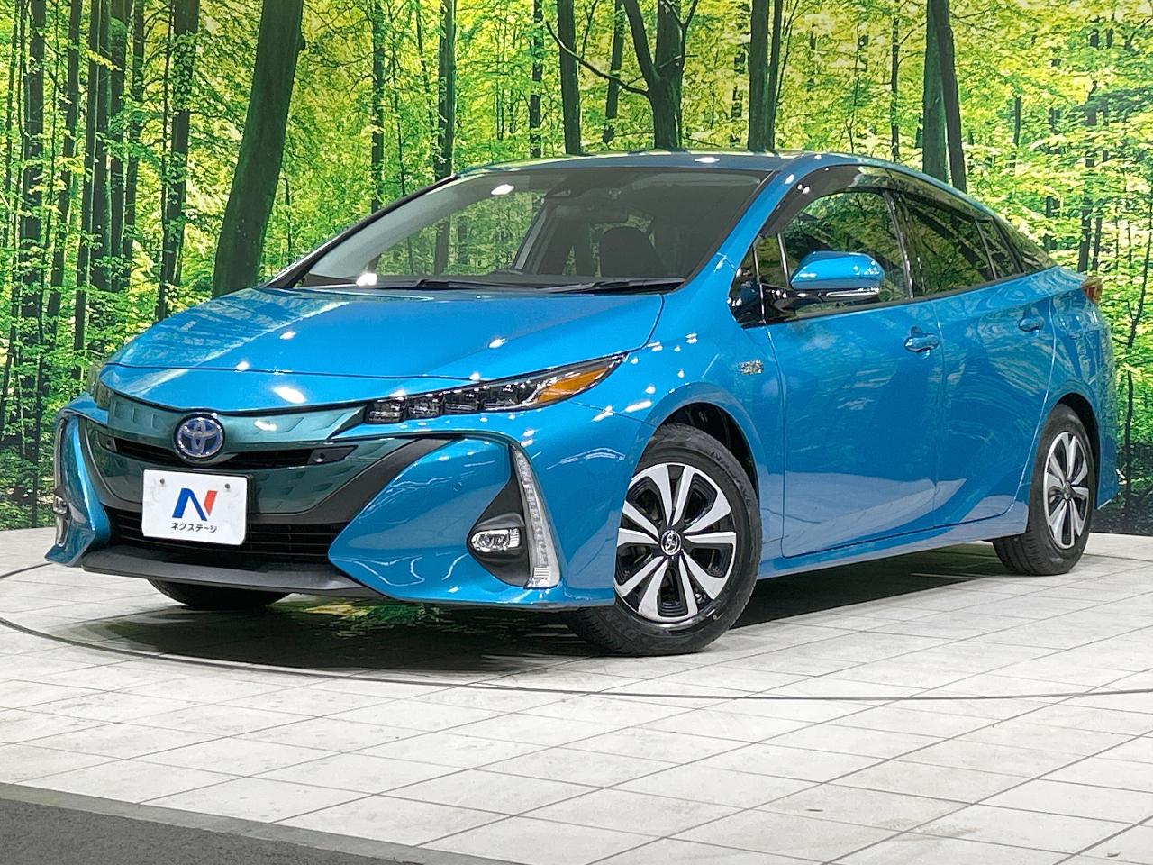 2017 Toyota Prius PHEV A