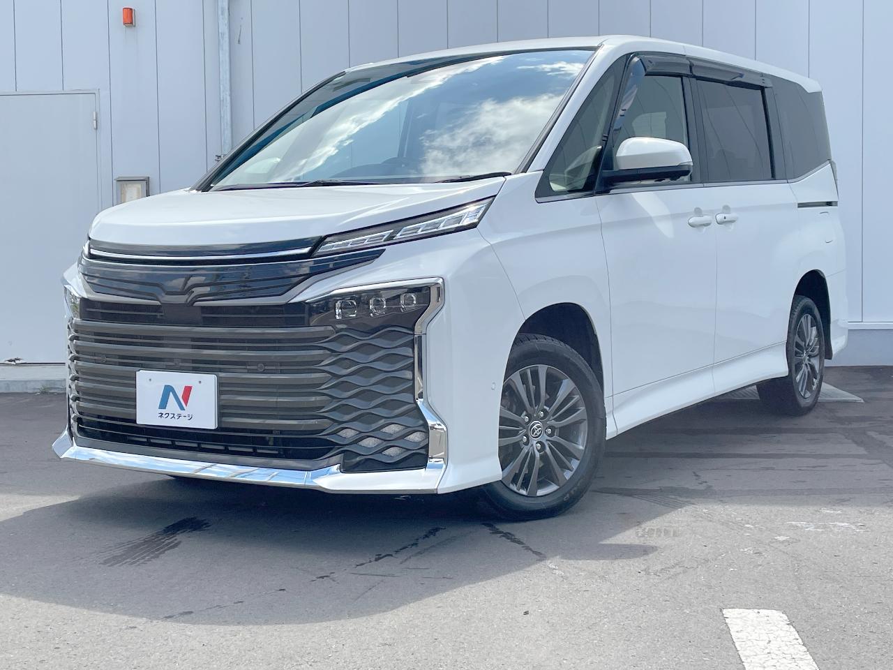 2022 Toyota Voxy S-Z