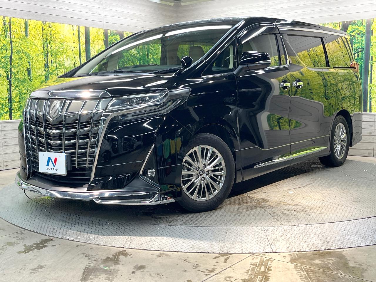 2018 Toyota Alphard 2.5G