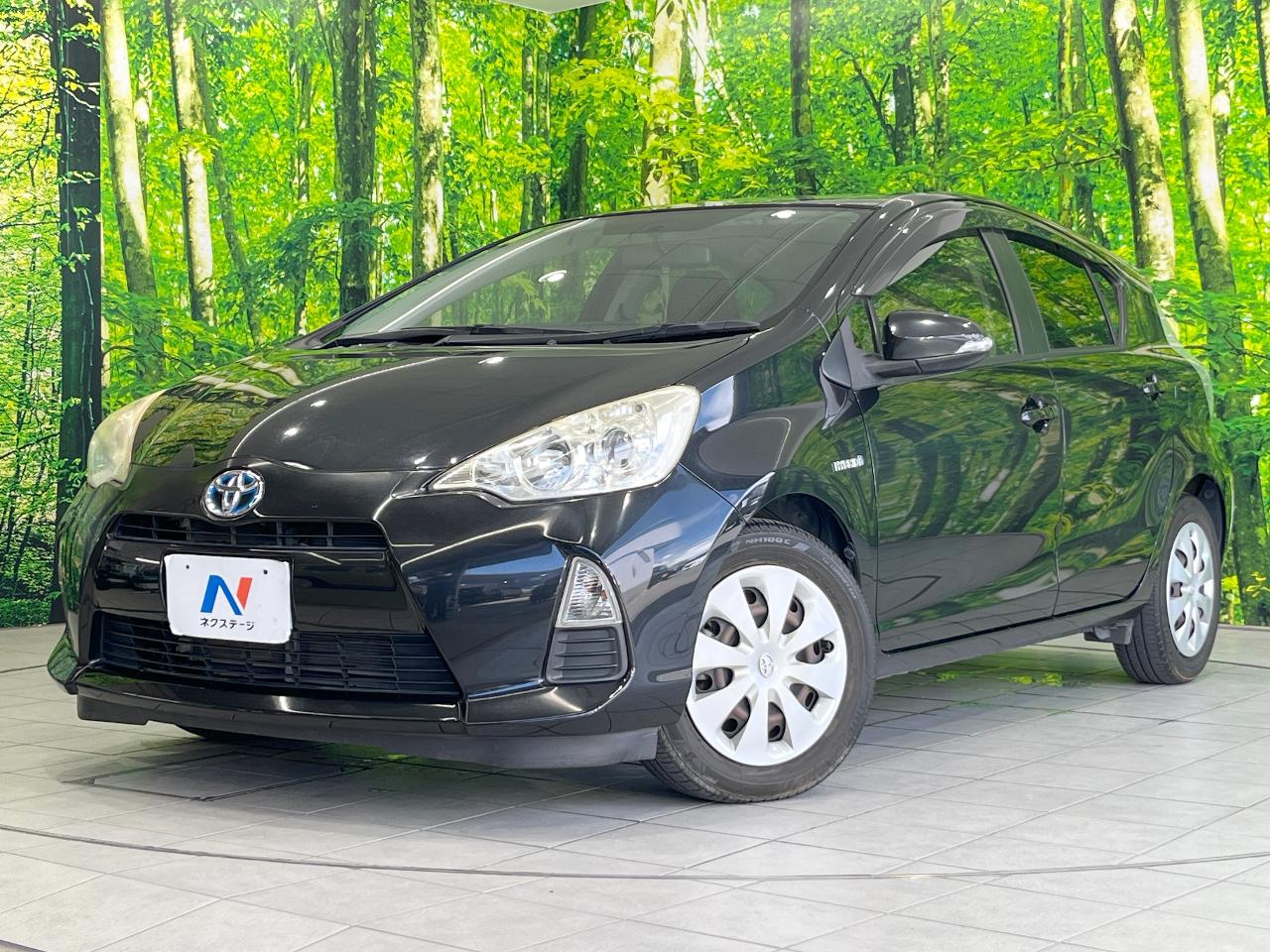2013 Toyota Aqua S
