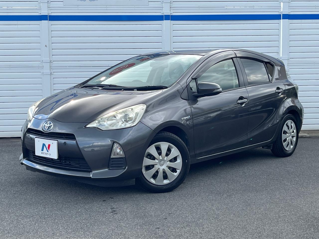 2013 Toyota Aqua S
