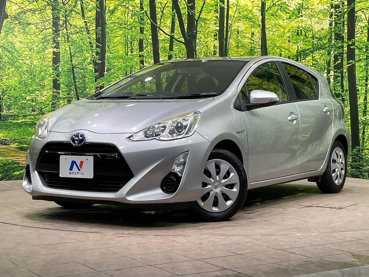 2016 Toyota Aqua S