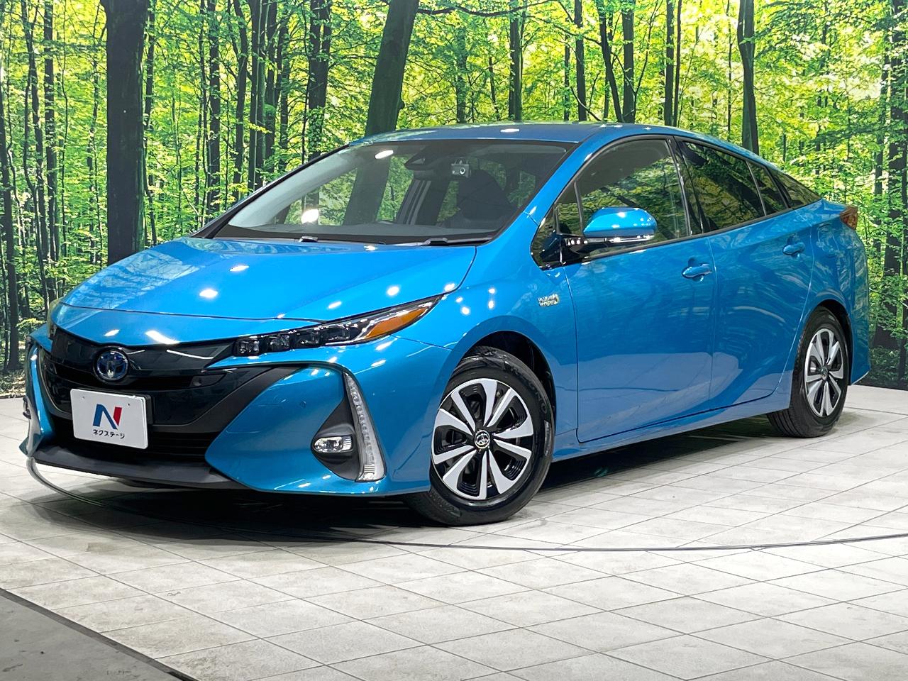 2018 Toyota Prius PHEV A Premium