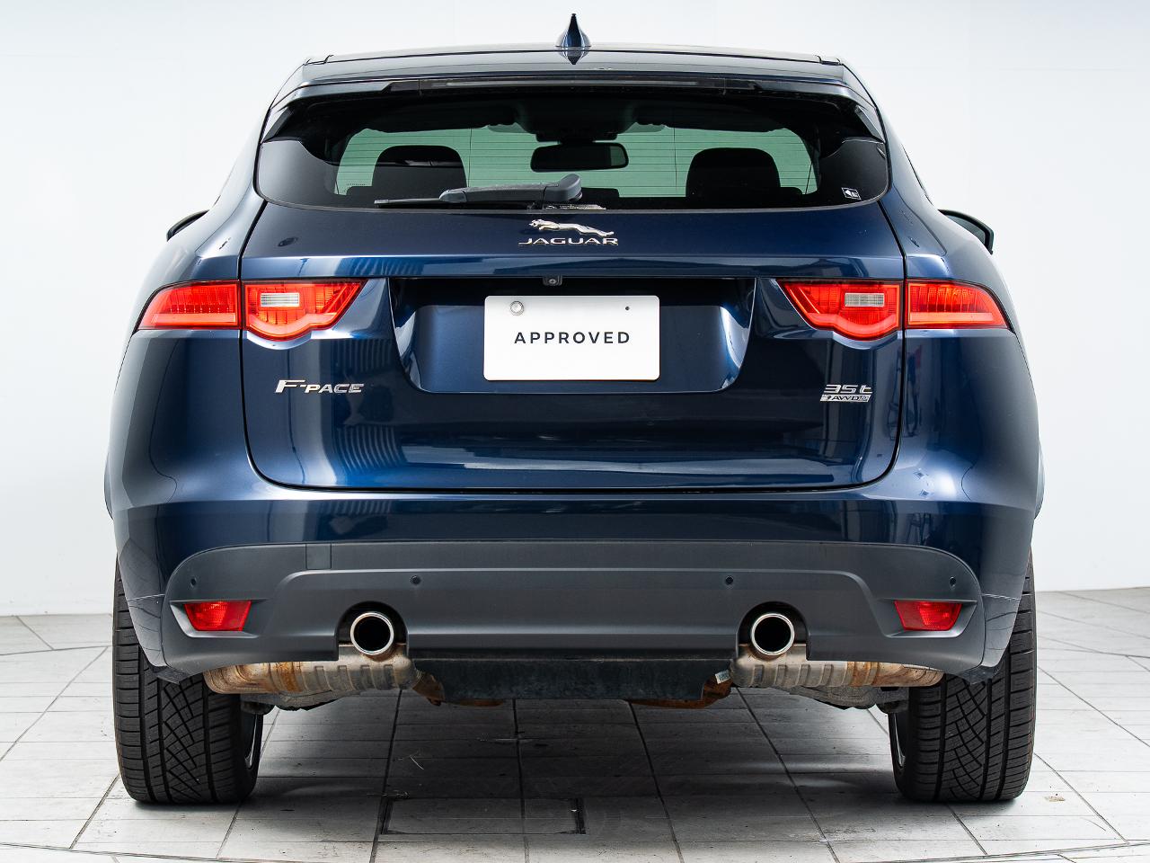 2017 Jaguar F Pace R-Sport