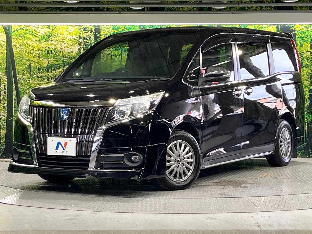 2016 Toyota Esquire Hybrid Hybrid Gi Black Tailored