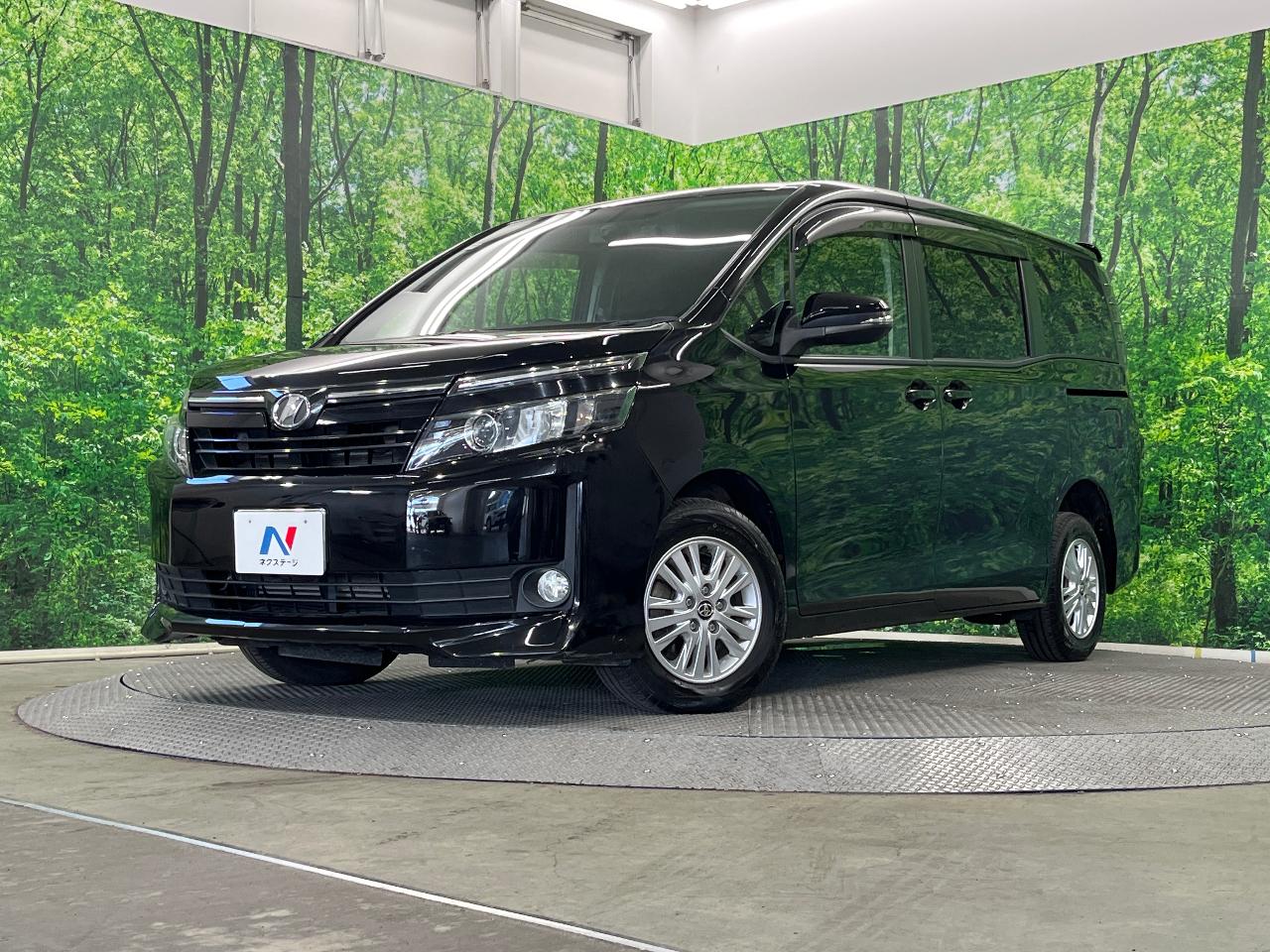 2014 Toyota Voxy V