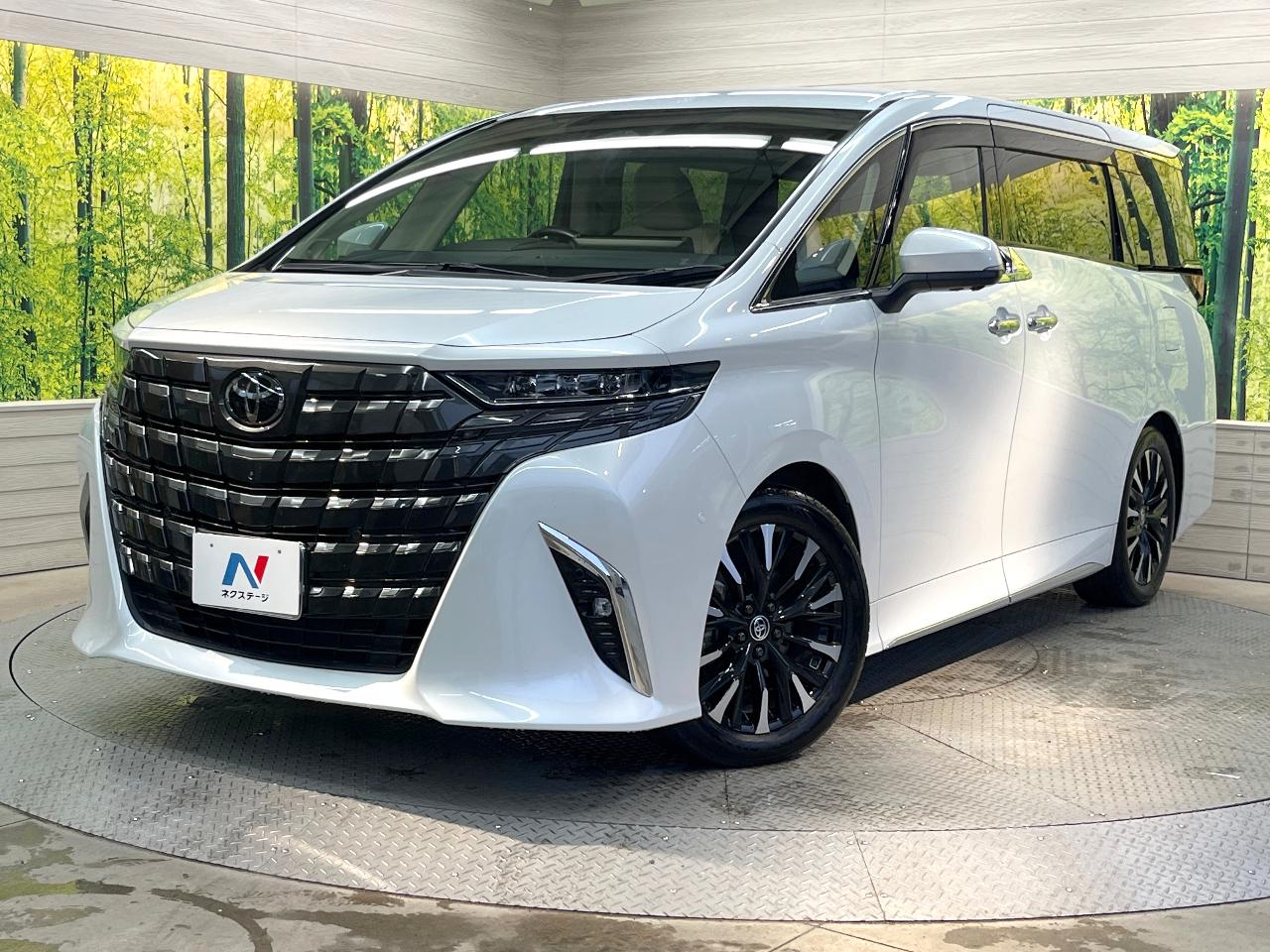 2024 Toyota Alphard Hybrid Hybrid Executive Lounge