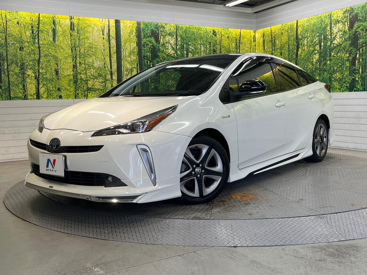 2019 Toyota Prius S Touring Selection